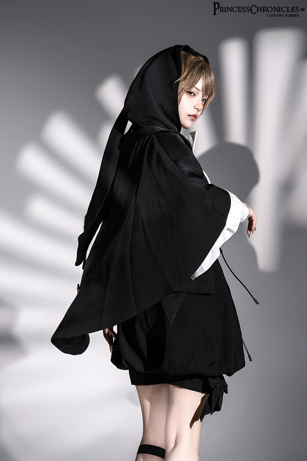 Princess Chronicles - Rabbit Feather - Black Ouji Lolita Vest Shorts Suit Prince Cloak Set