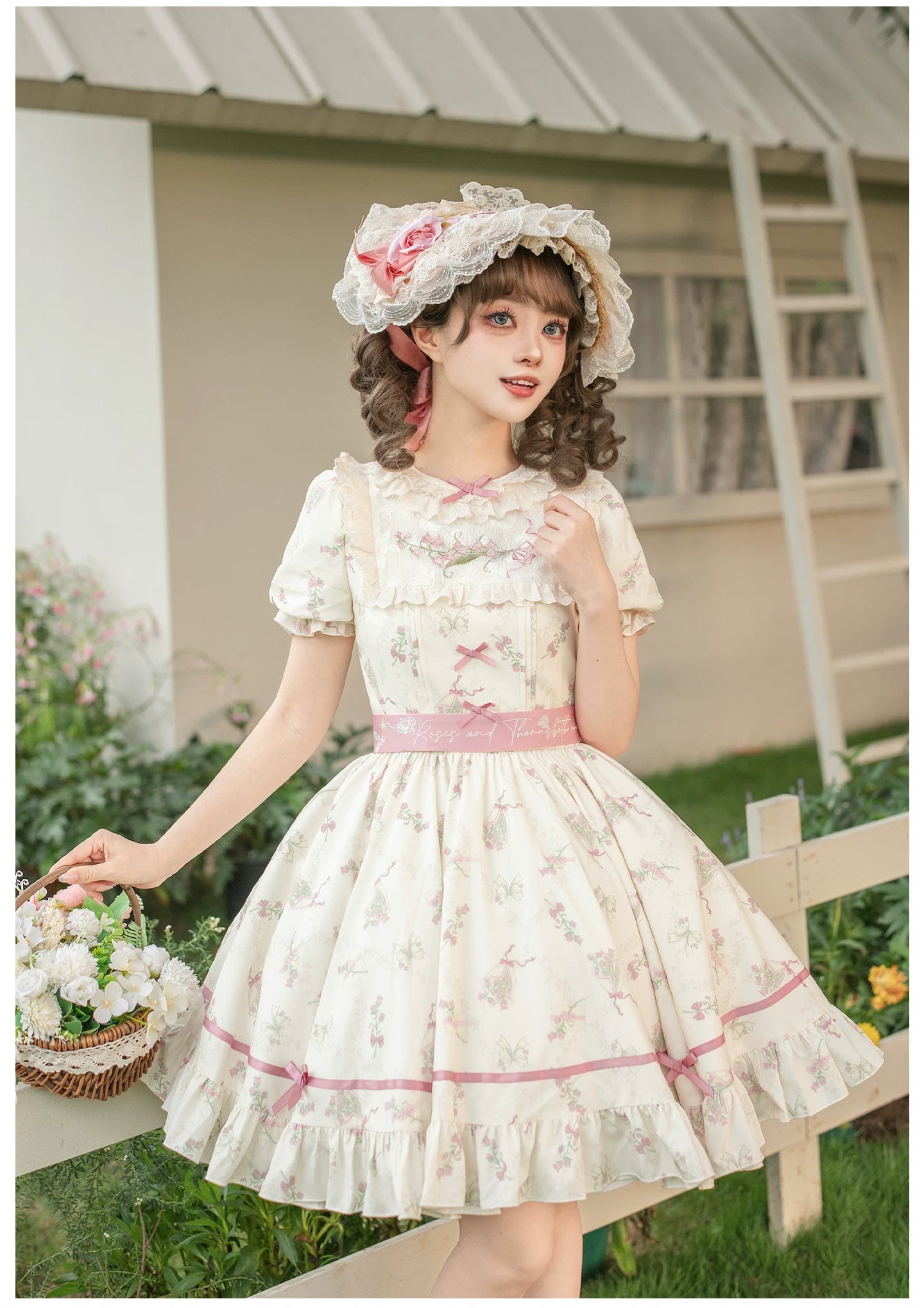 Fragrant Reminiscence - Classic Lolita Embroidered Collar Dress, Bellflower Print