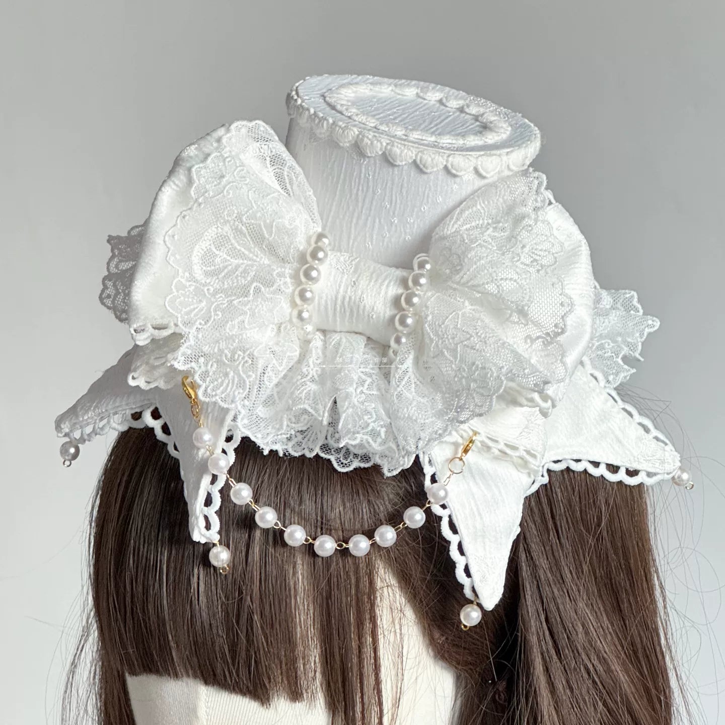 Sweet Lolita Bowknot Top Hat, Lace & Pearl Detail