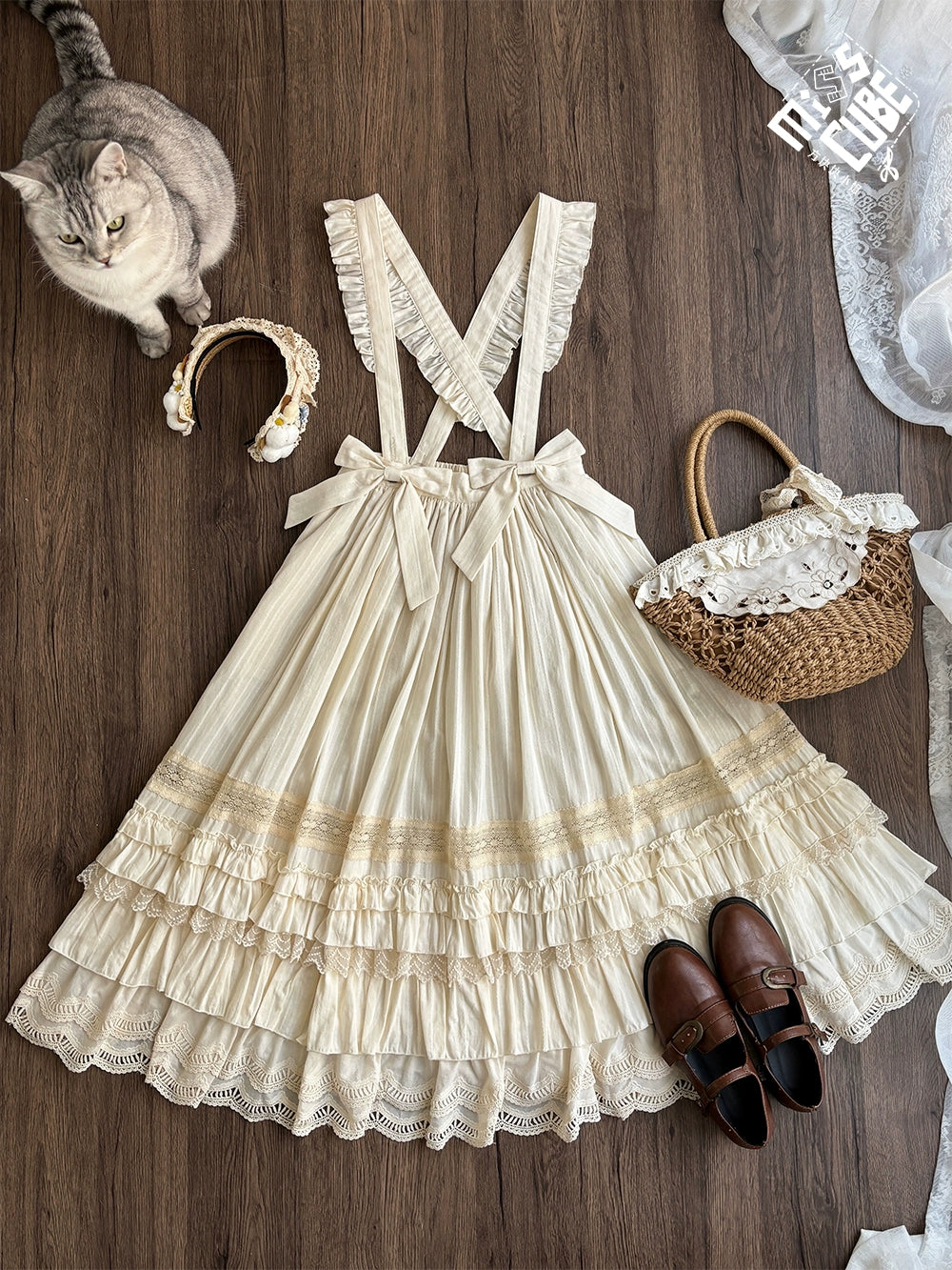 Miss Cube - Cool Sheep Whisper - Kawaii Retro Lolita SK with Detachable Suspenders Ivory -suspenders SK only XS