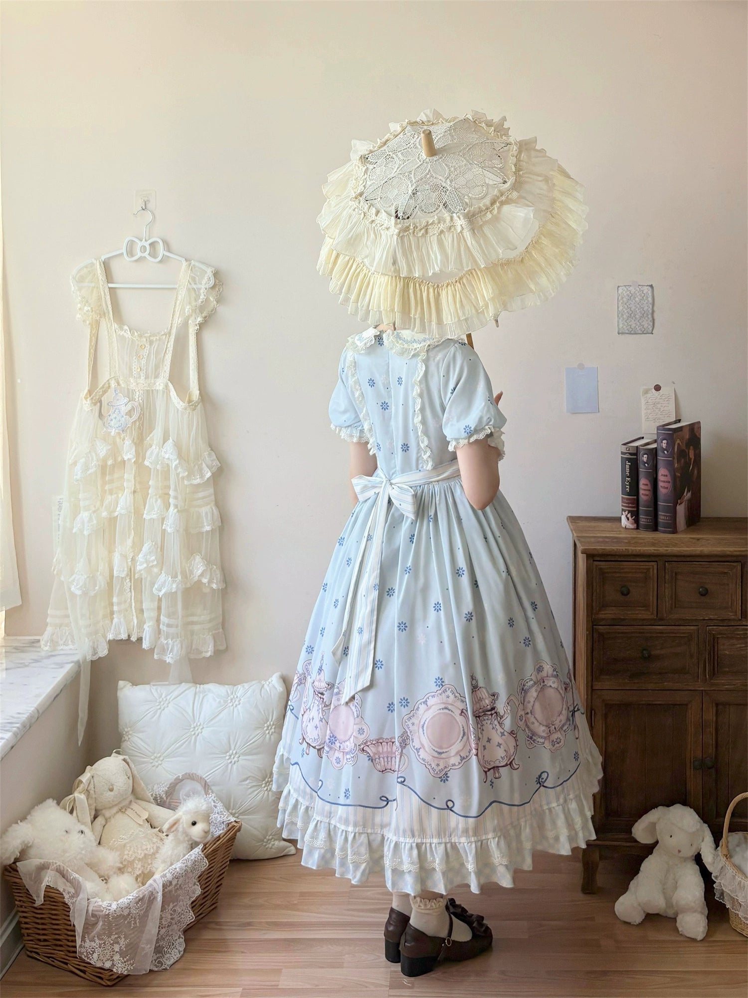 Uncle's Workshop - Veronica Spring Tea - Plate Printed Sweet Lolita Dress