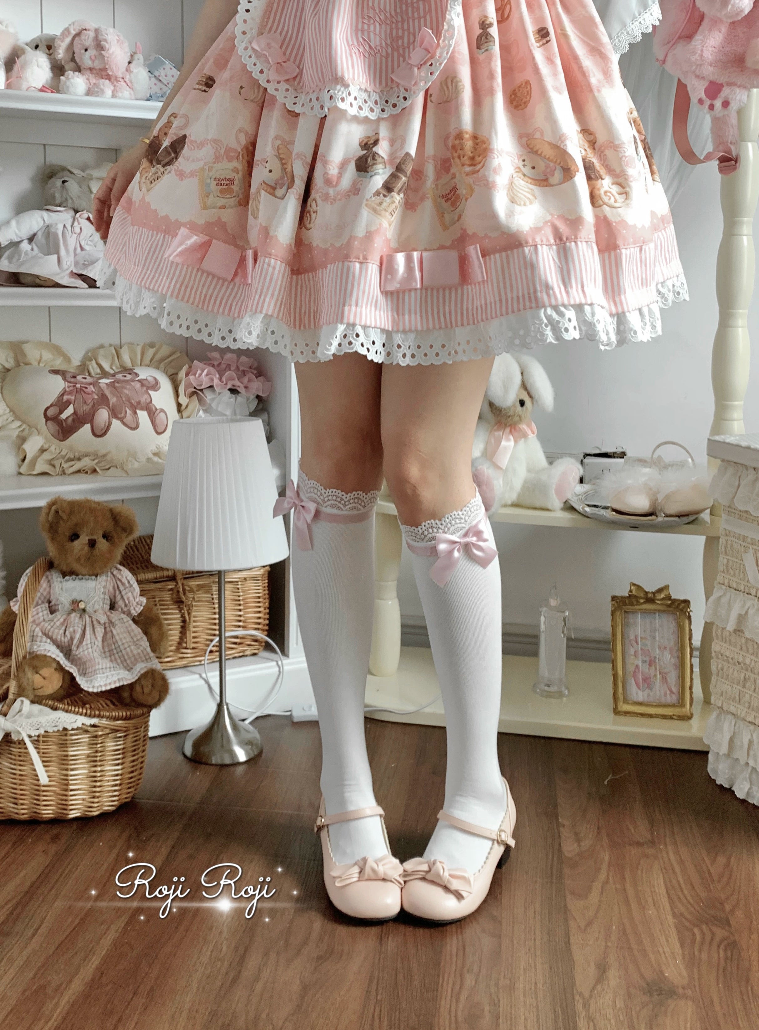 Roji Roji - Sweet Lolita Socks With Lace & Bow Details 43796:785445