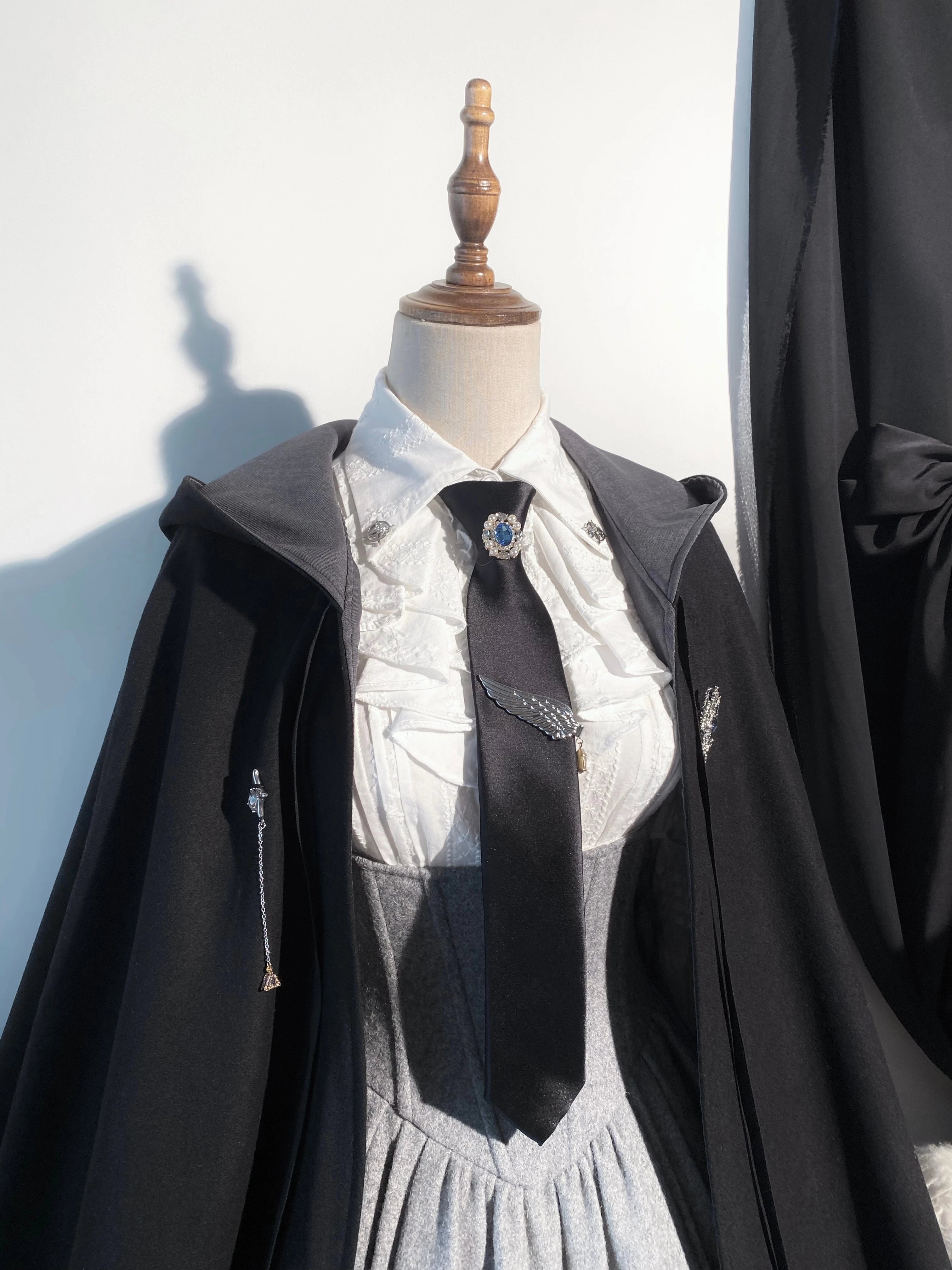 Wand Not for Your Lover - Wool Classic Lolita Bust Supporting JSK, Embroidered Shirt