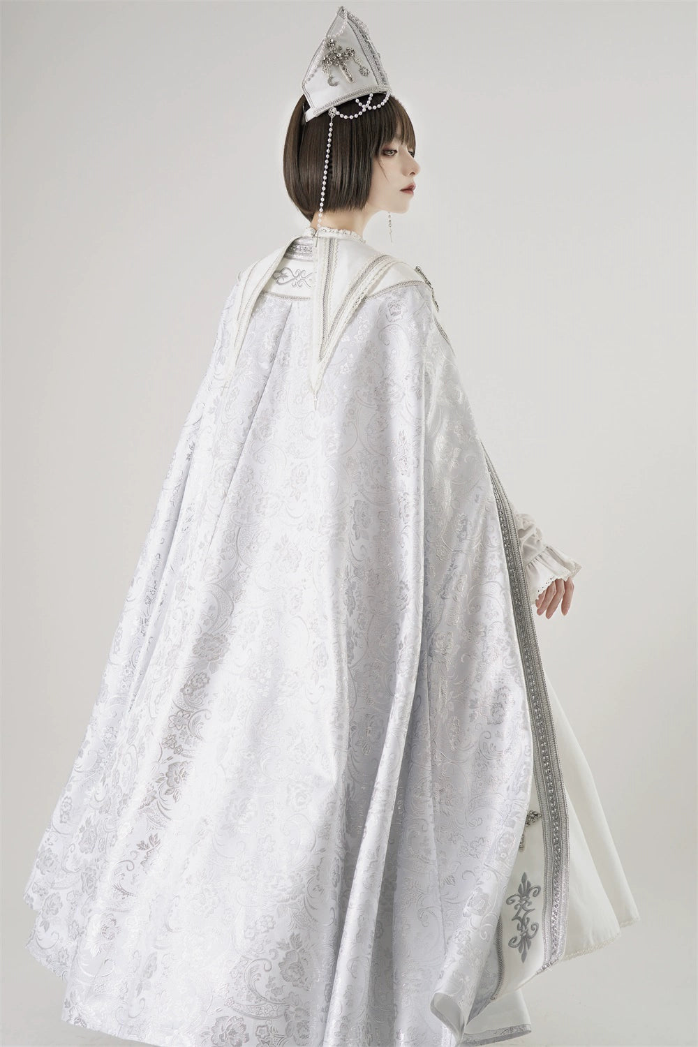 LeMiroir - Moonlit Prayer - Long Nun Lolita Bishop Cape, Cross Details