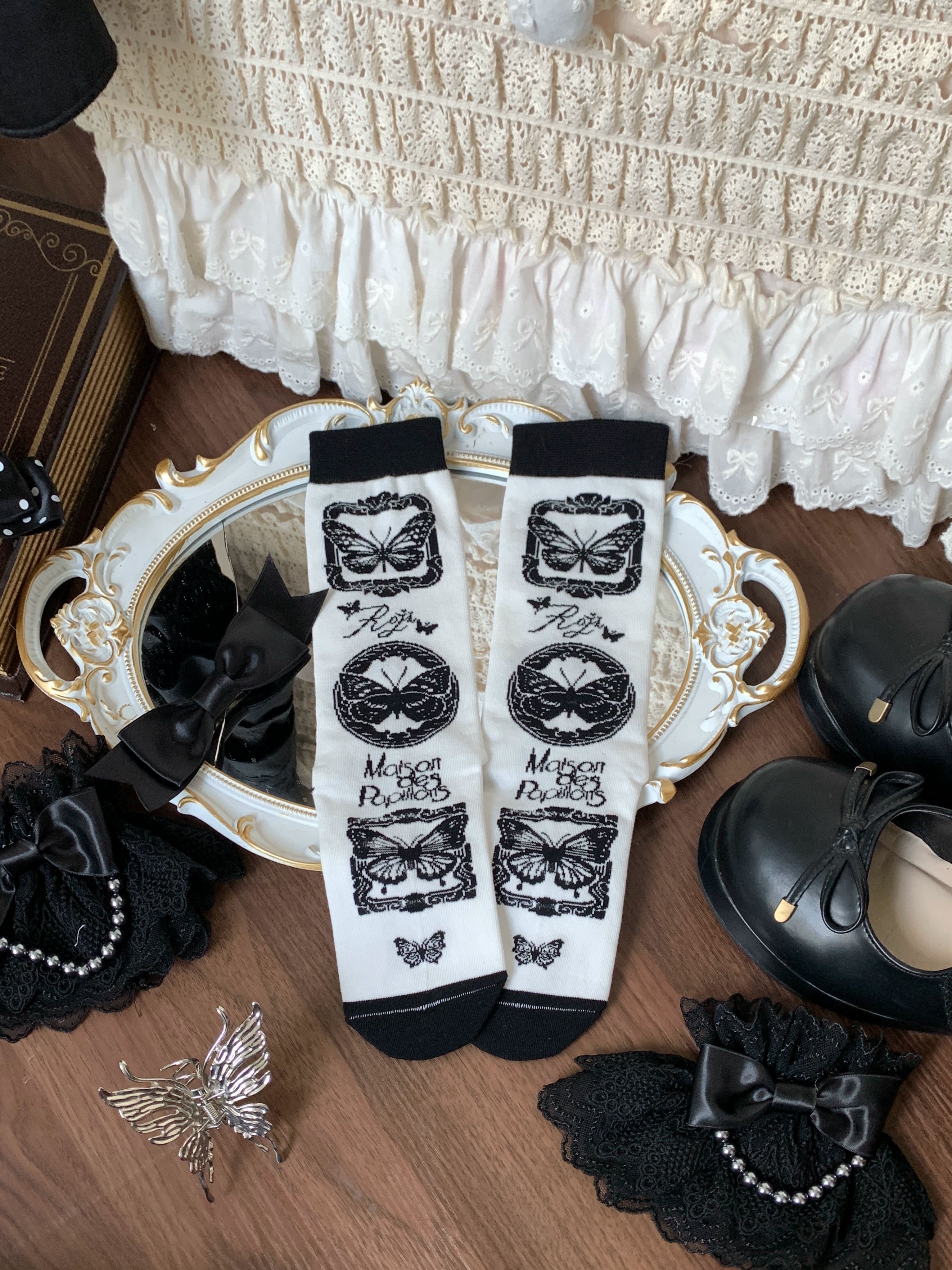 Roji Roji - Sweet Lolita Cotton Socks, Detachable Cuff Bow Trim Black-White Socks Only (without cuff bow trim)