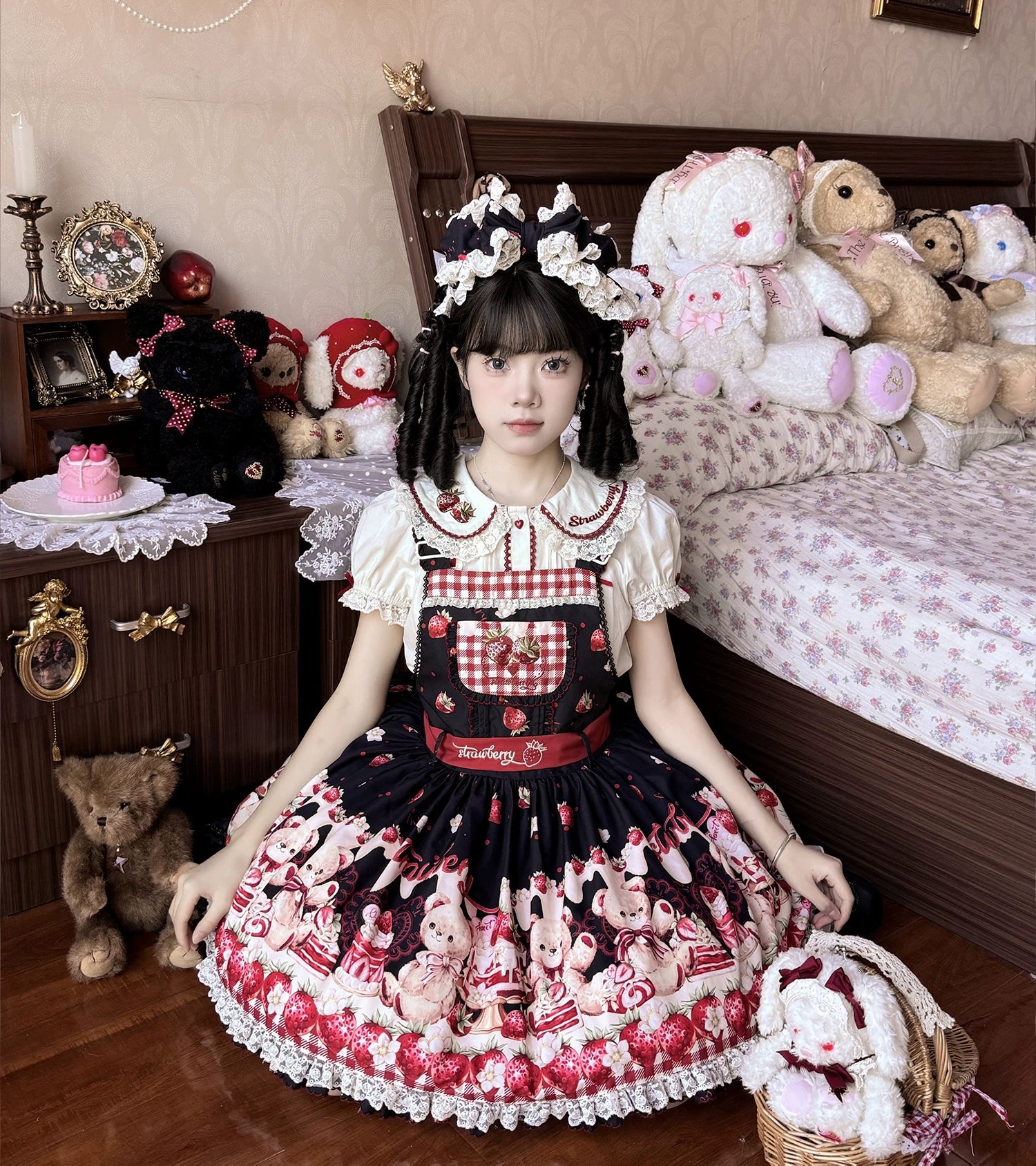 Velvet Strawberry - Sweet Lolita Salopette Dress, Bear & Strawberry Print