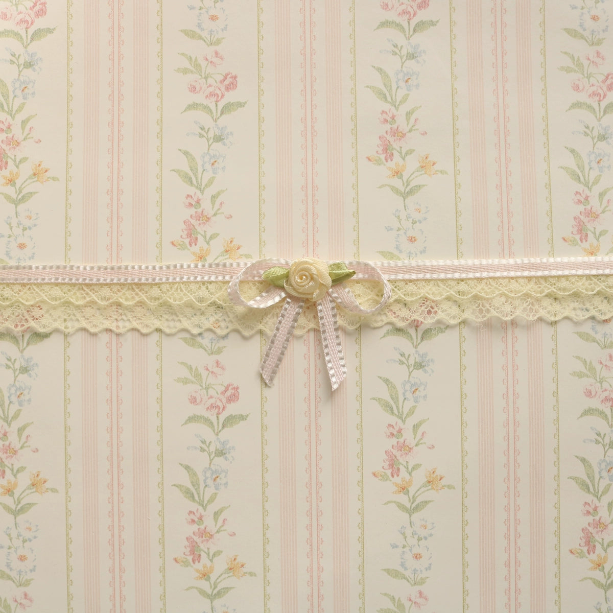 Creamy Bubbles~Sweet Lolita Choker Vintage Lace Rose Handmade Necklace 36896:545590