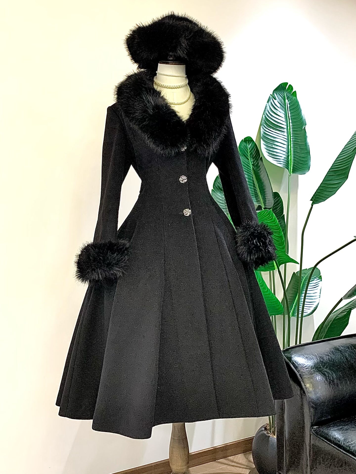 Black Mamba - Winter Elegant Lolita Coat, Detachable Fur Collar