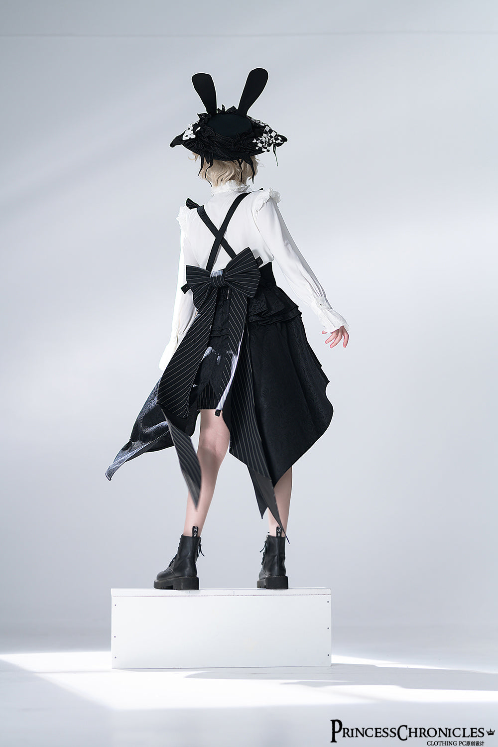 Princess Chronicles - Rabbit Theater - Ouji Lolita Blouse and Shorts Set 8156:306874