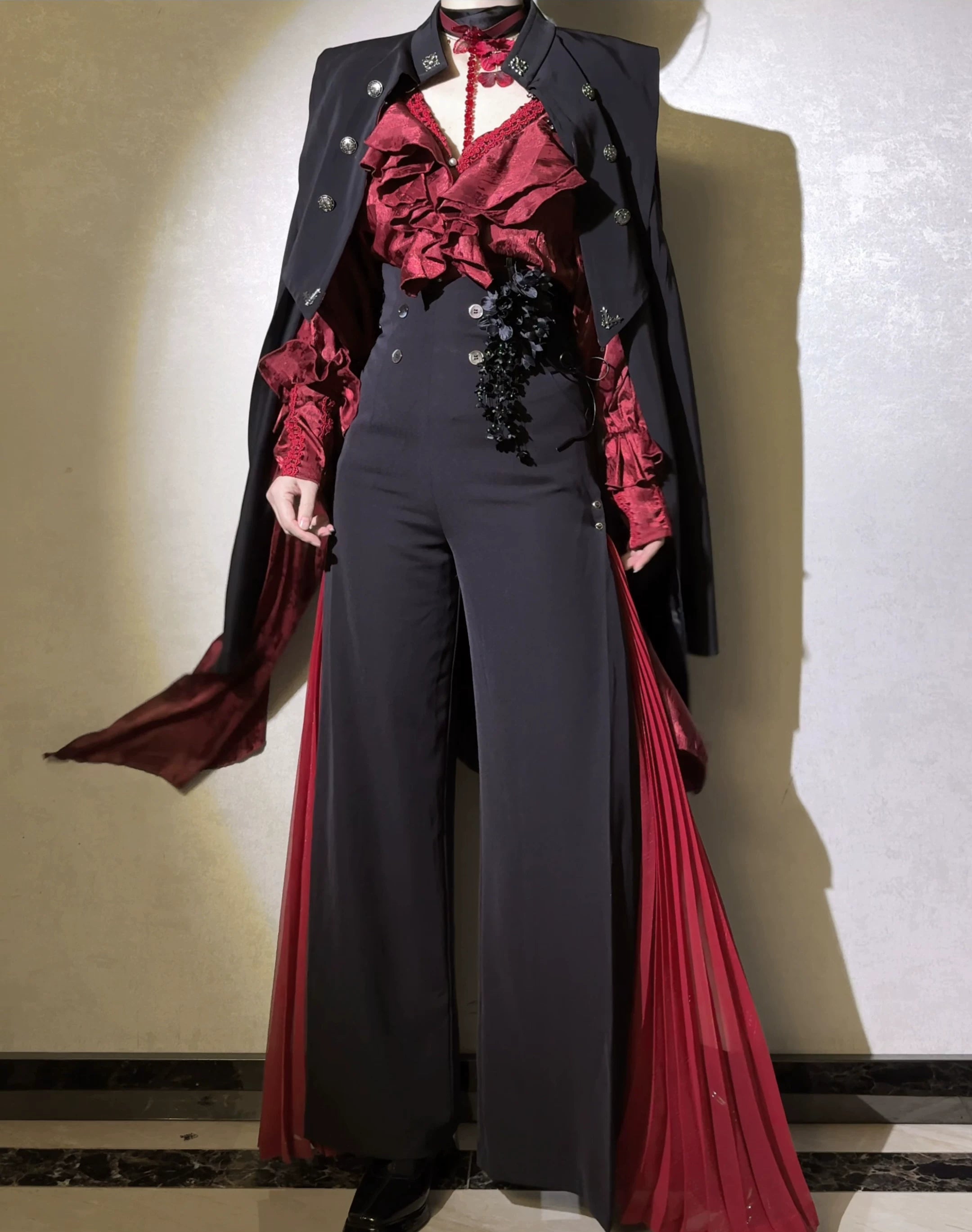 Knight Paradox - High Waist Ouji Lolita Pants, Side Pleats Black-red (regular version) XS