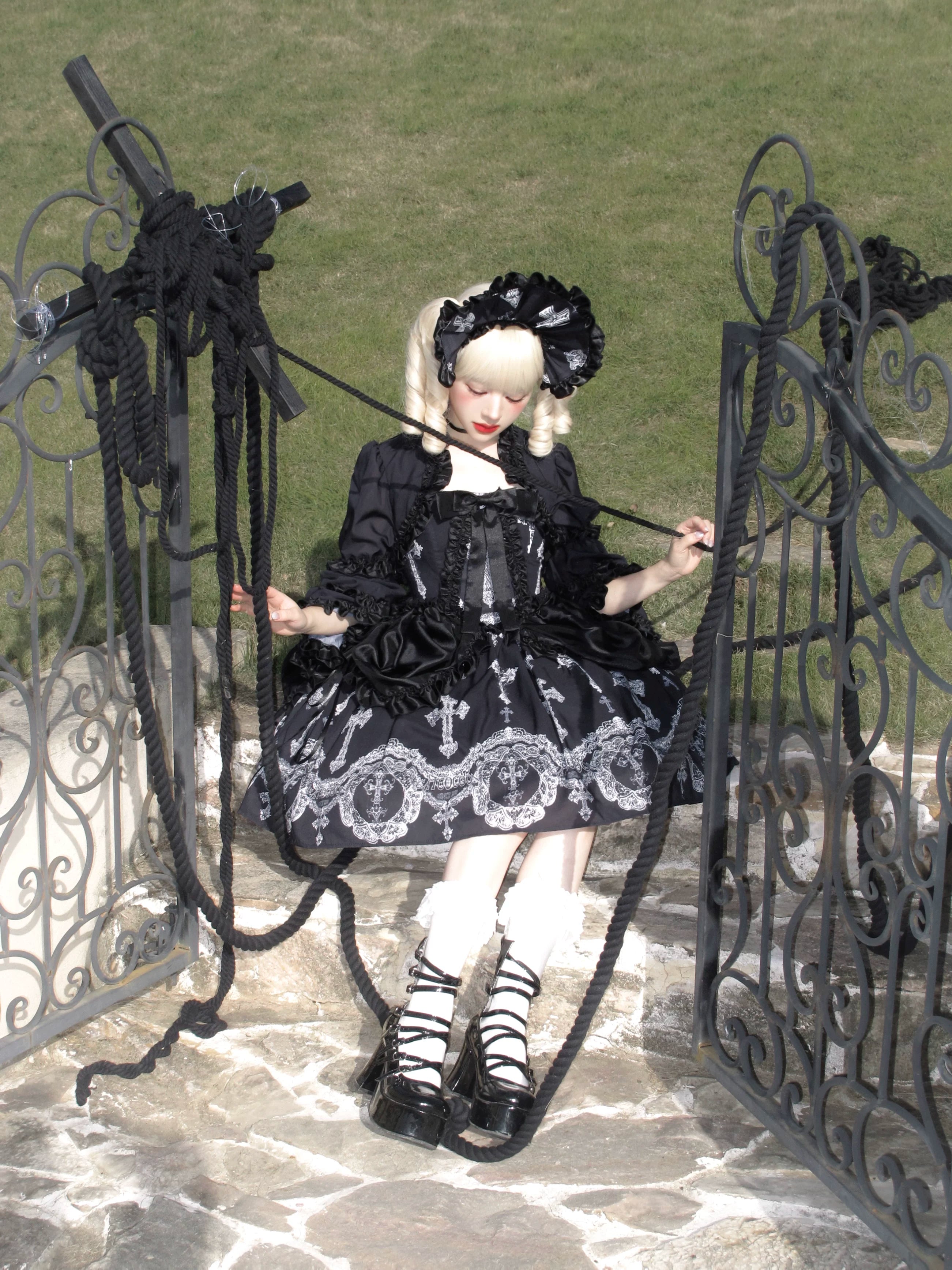 Lace Cross - Gothic Lolita BNT, 3D Cross Decorated Gloves 44544:812040