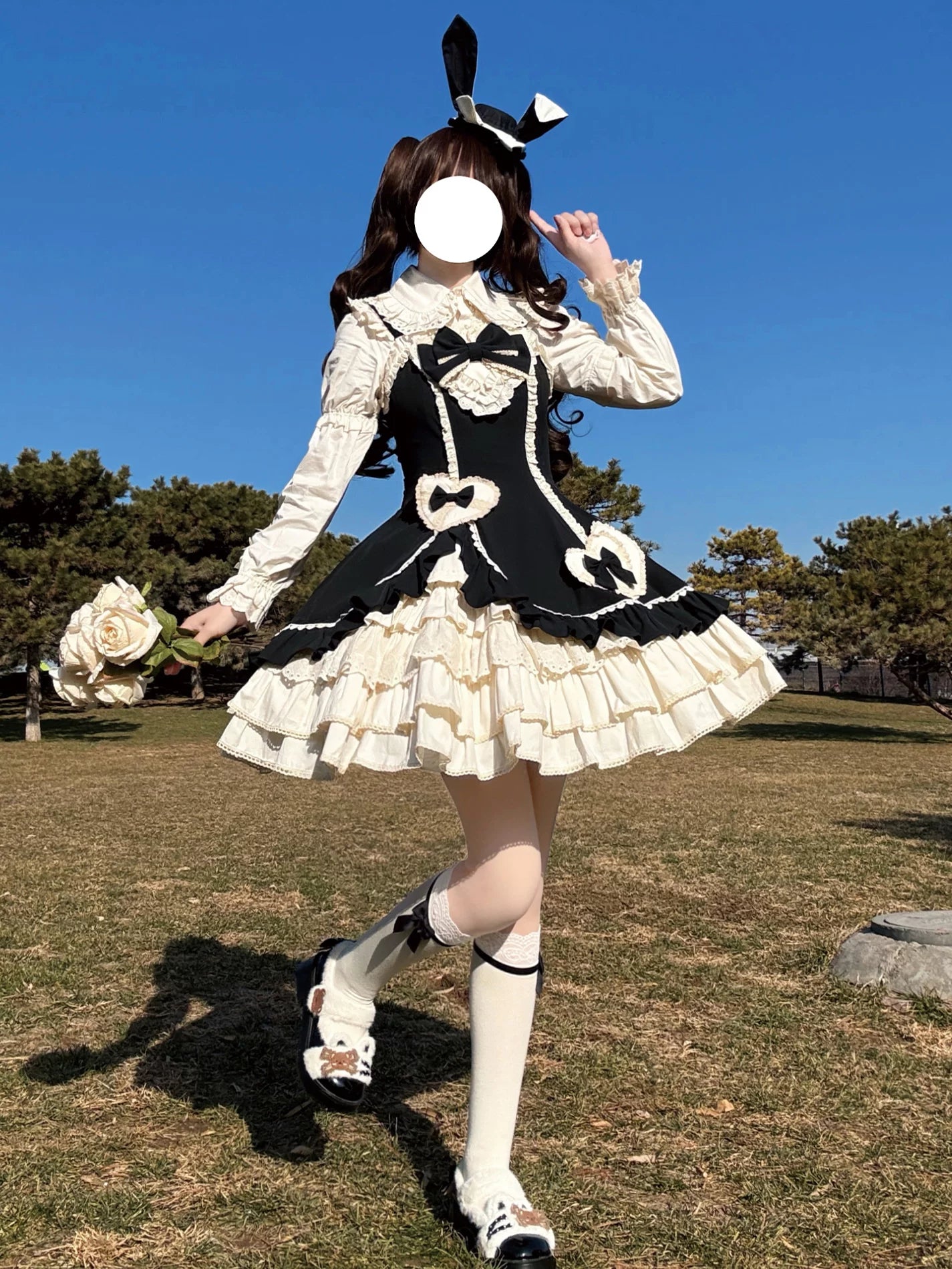 Cream Bud - Tiered Hem Old School Lolita JSK, Side Opening