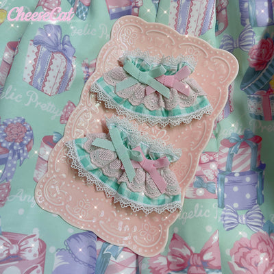 (Buyforme)Cheese Cat~Sweet and Playful Strawberry Gingham Lace Cuffs mint green plaid cuffs (1 pair)  