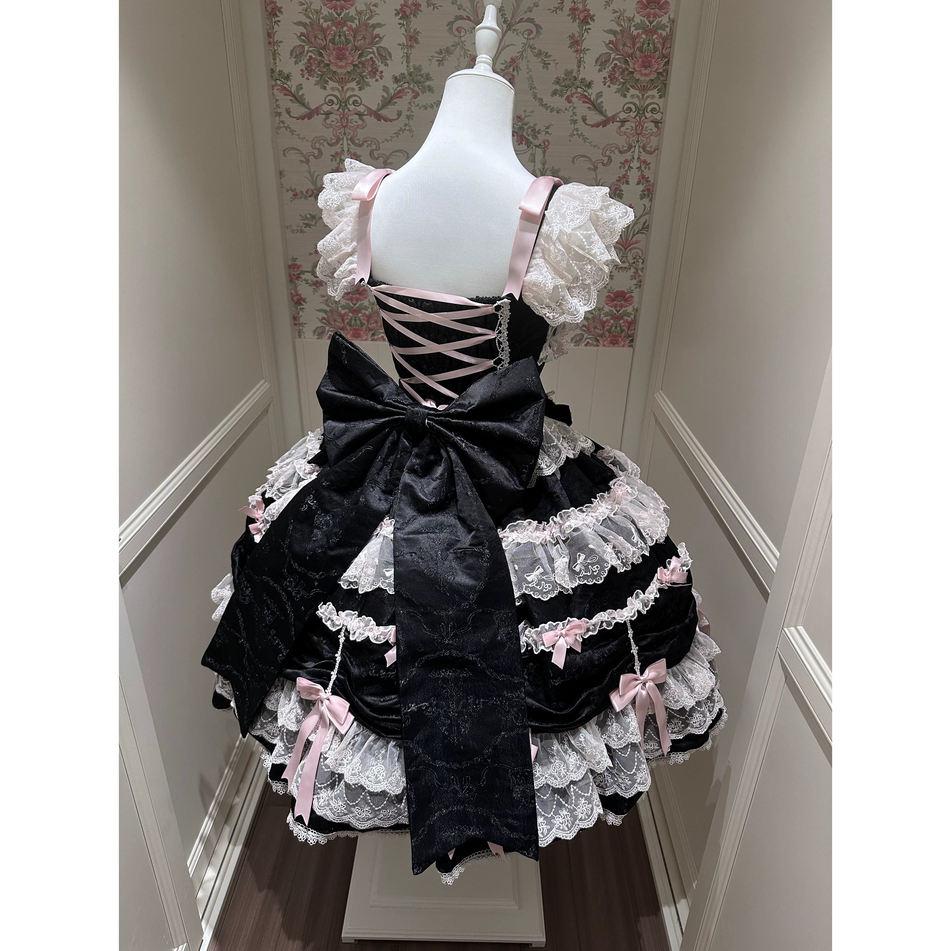 Satin Gift Box - Sweet Lolita JSK Dress, Bows and Layered Lace Black-pink JSK + Back Trailing Bow S