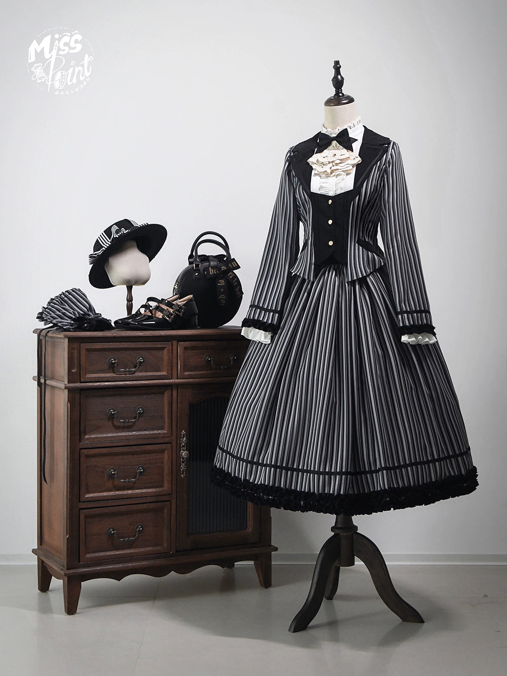 Miss Point - Classical Chocolate - Classic Lolita Skirt Elegant Striped SK 40814:677048