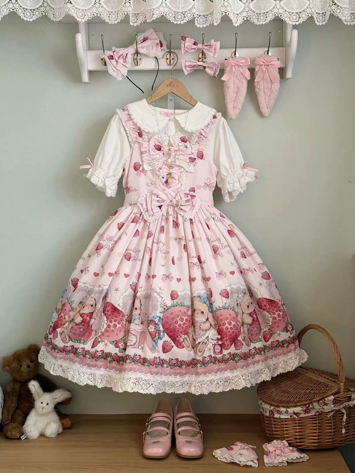 Rabbit Berry Gift Box SP - Printed Kawaii Lolita JSK, Elastic Ruffled Straps JSK Only