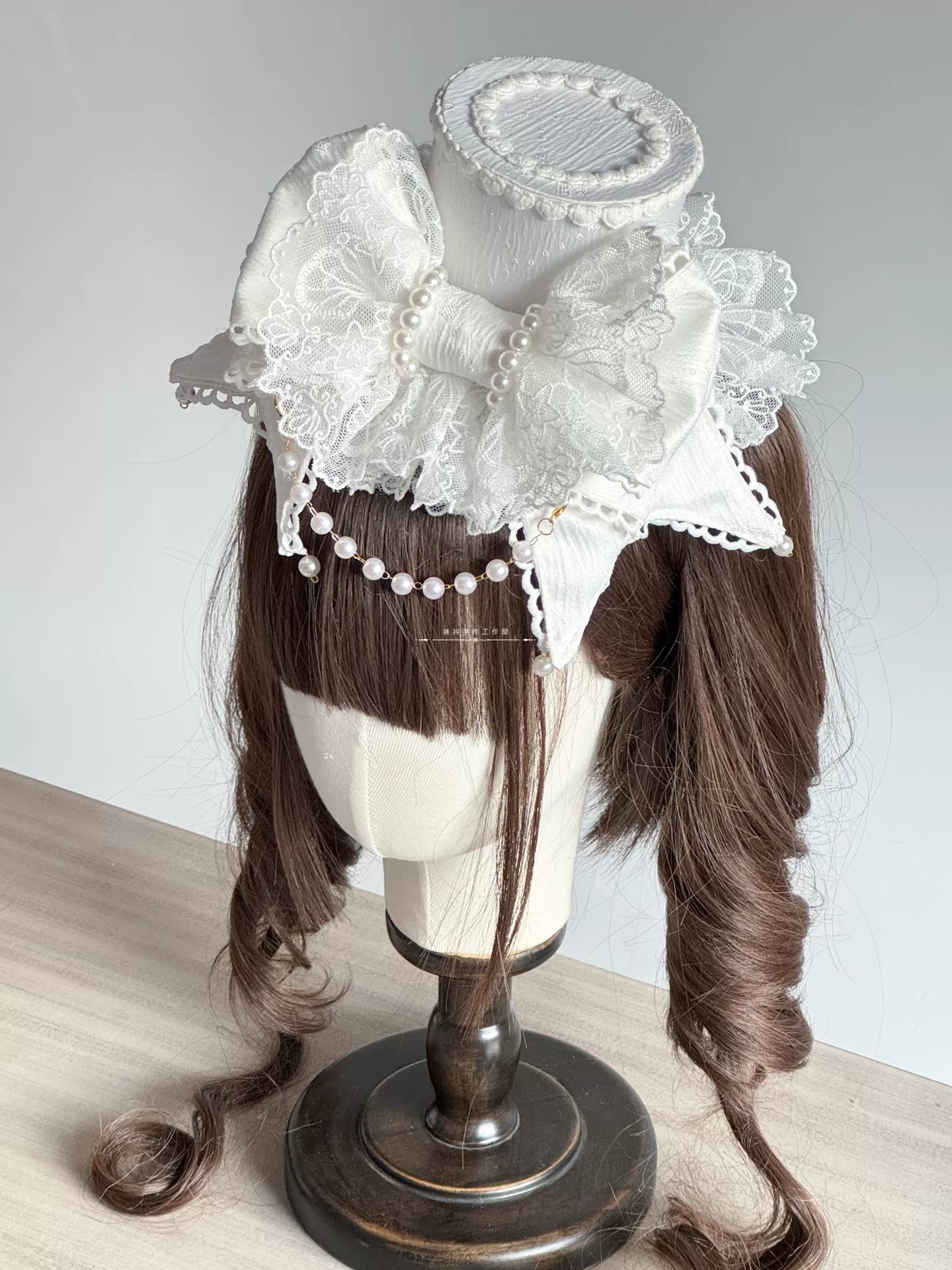 Sweet Lolita Bowknot Top Hat, Lace & Pearl Detail White Top Hat + White Head Veil
