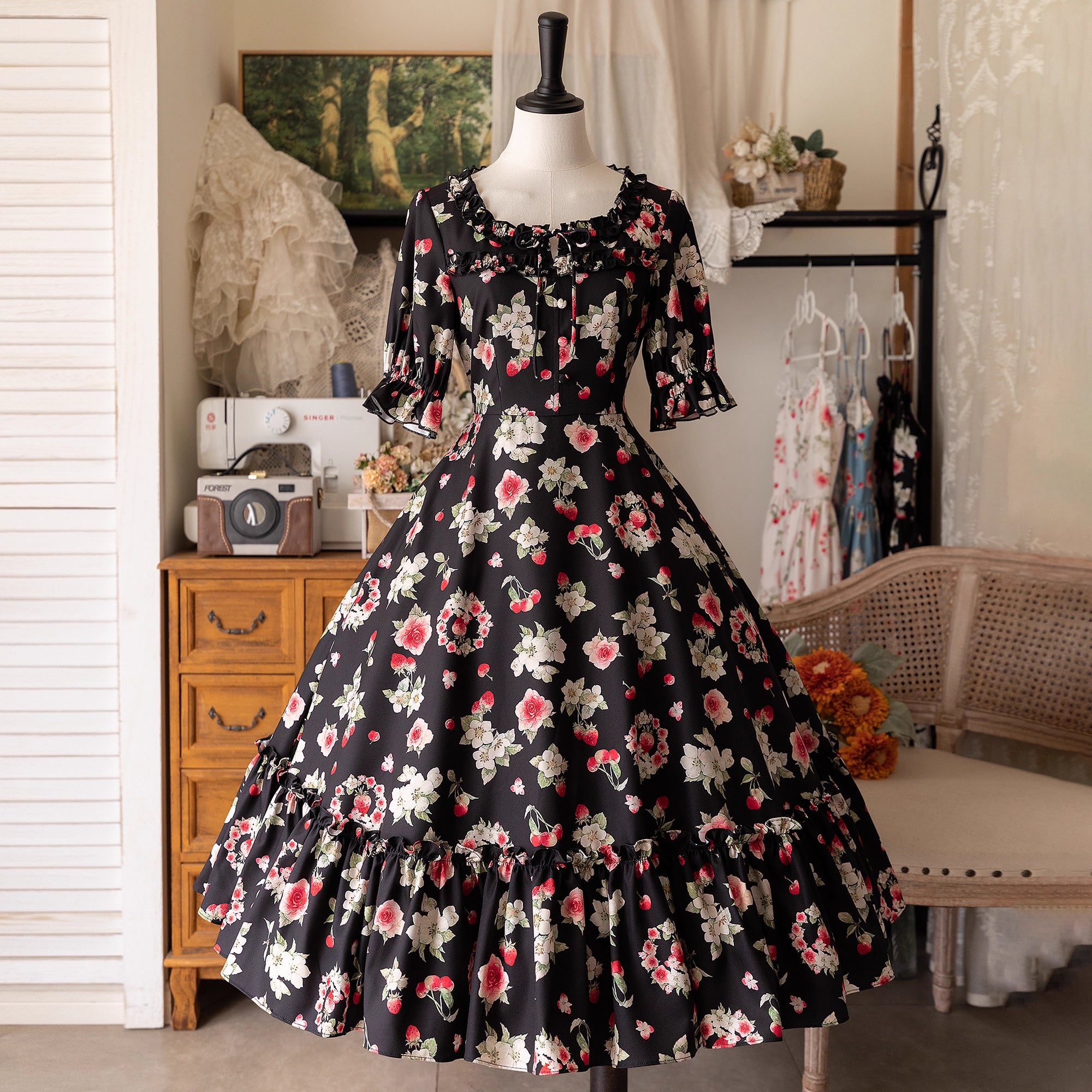 Forest Wardrobe - Summer Berry Picture Book - Vintage Lolita OP Dress Floral Print Short Sleeve Dress
