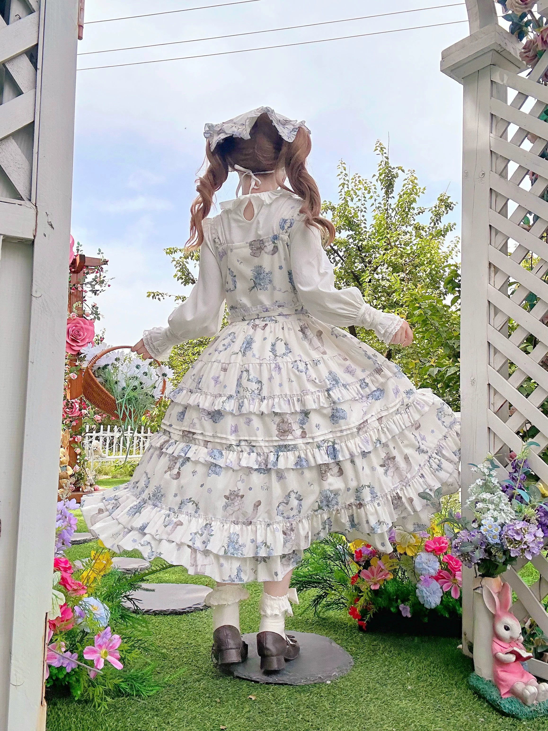 Meow Wreath - Classic Lolita Button Closure JSK Dress, Cat and Wreath Print