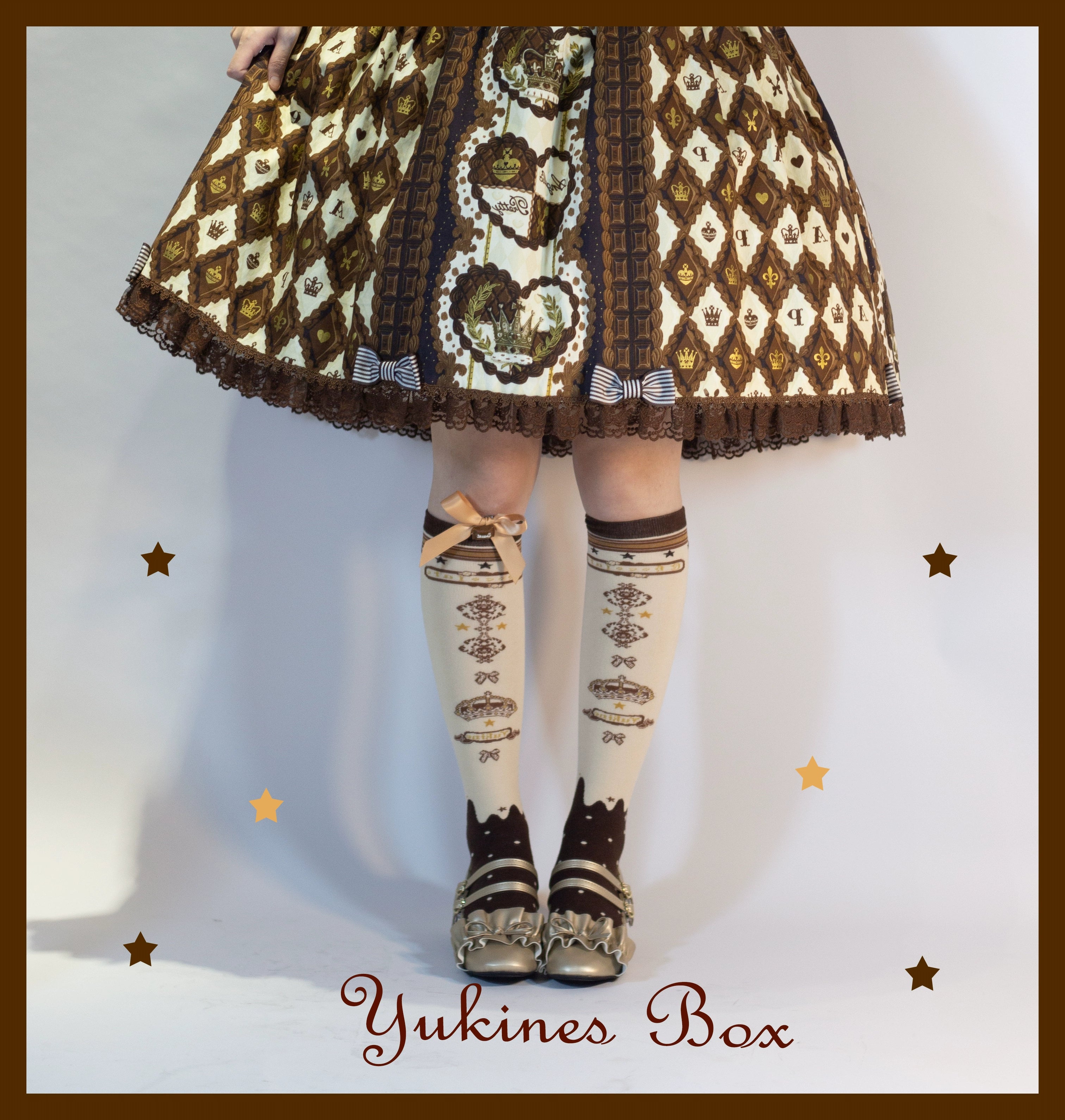 Yukines Box - Retro Lolita Chocolate Color Cotton Socks