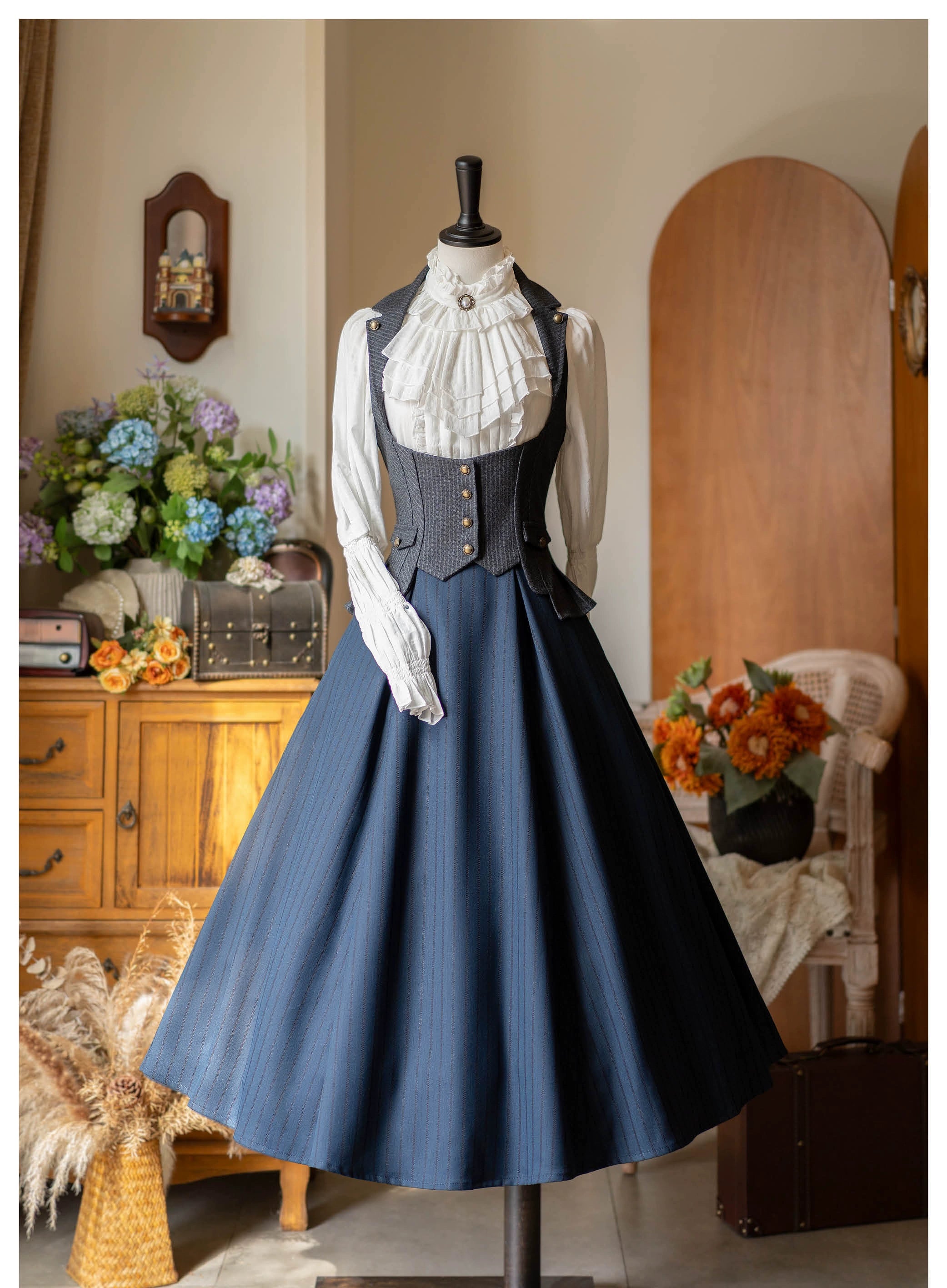 Forest Log - Classic Lolita Fishbone Striped Skirt, Side Pockets