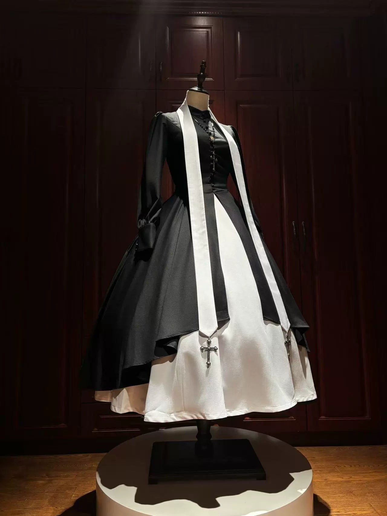 LetterfromGod - Night Watchman - Gothic Lolita OP Dress, Open-Front Hem 43998:791589