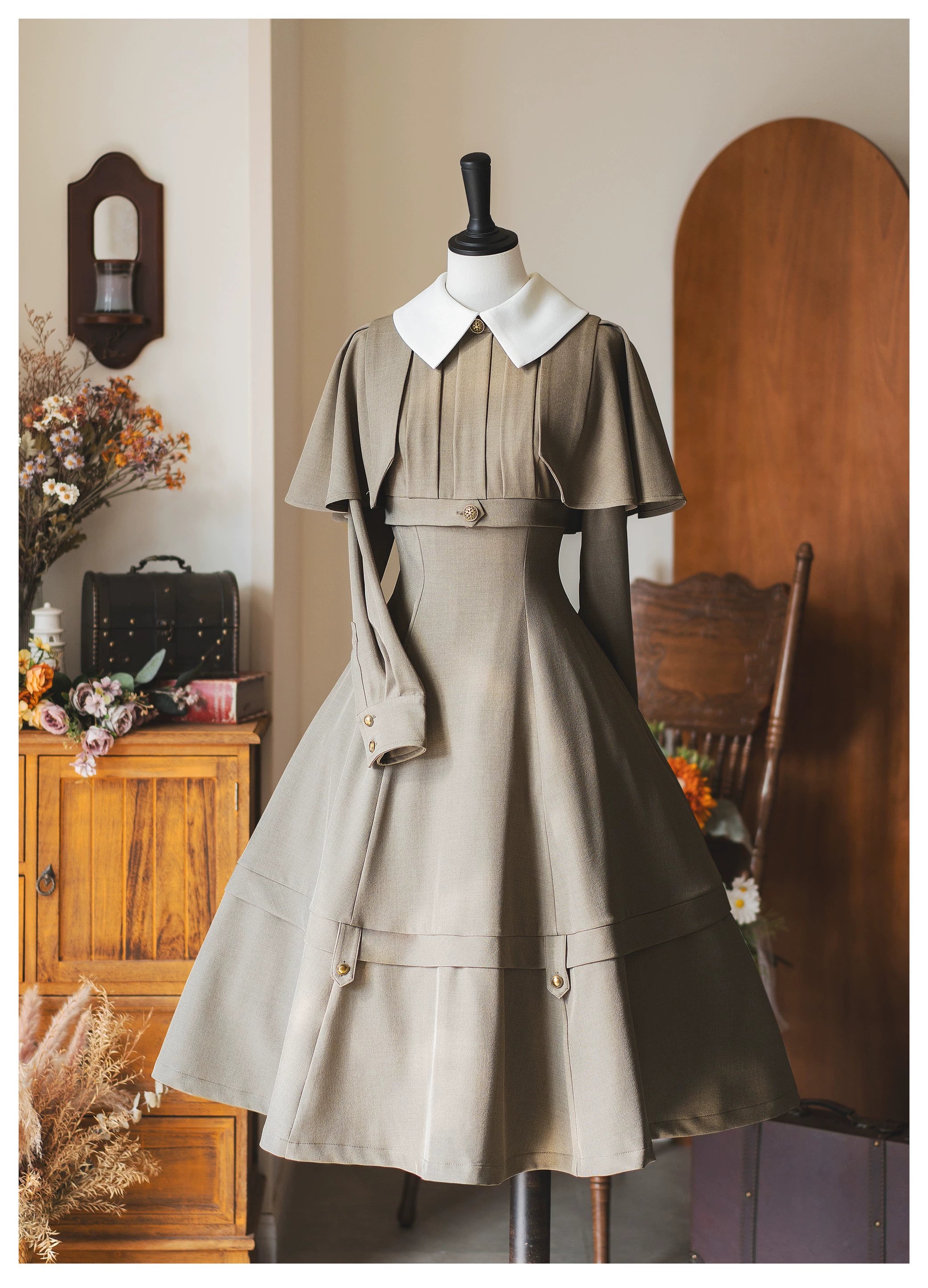 Forest Wardrobe - Forest Antique Box - Classic Lolita OP Dress with Detachable Short Cape Khaki S
