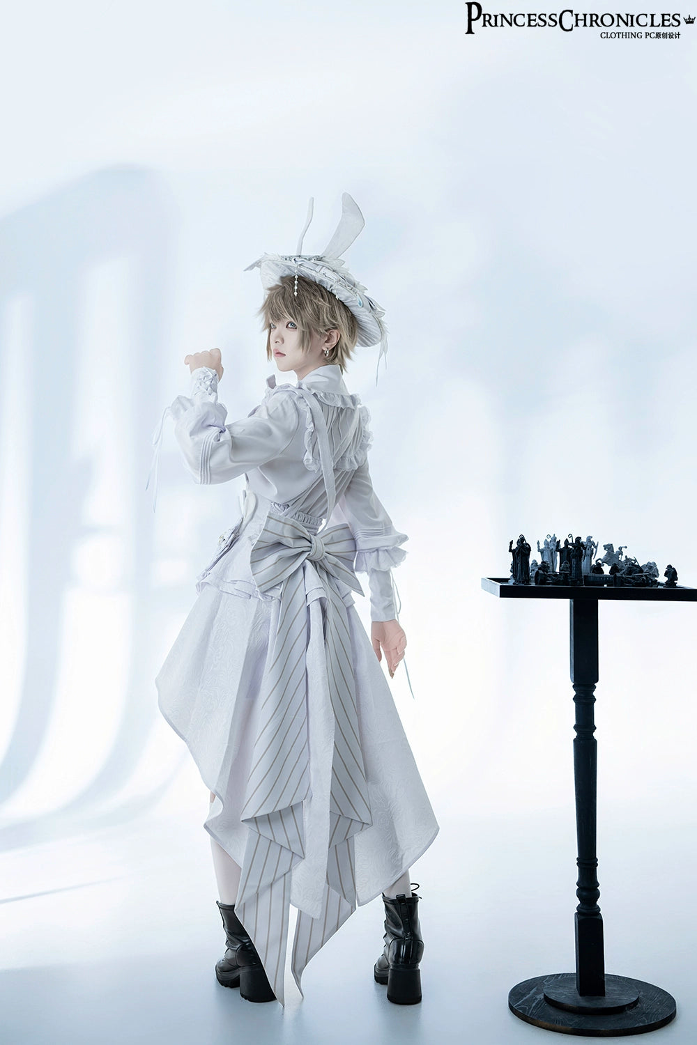 Princess Chronicles - Rabbit Theater White Moonlight - Ouji Lolita Shorts Set Corset and Rabbit Hat Accessory