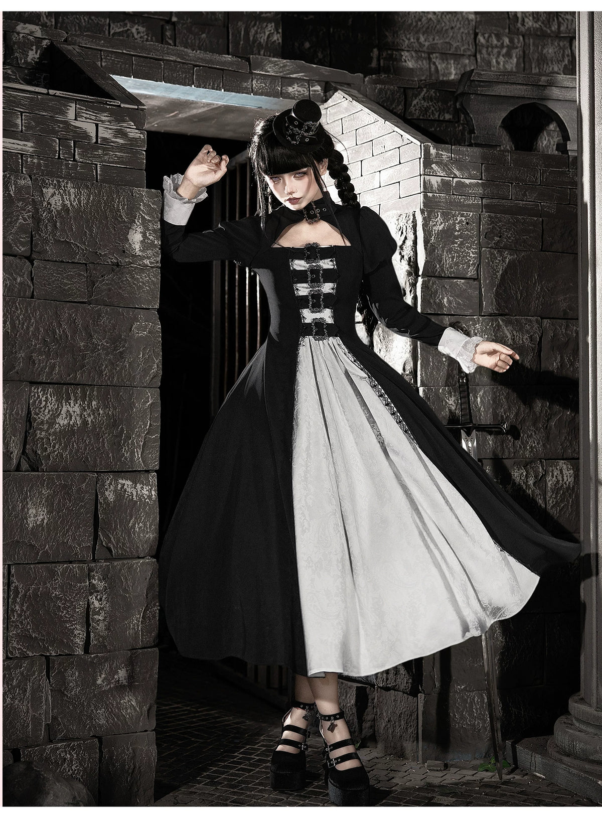 Klein - Black and White Gothic Lolita OP Dress Set, Metal D-rings 45996:871456
