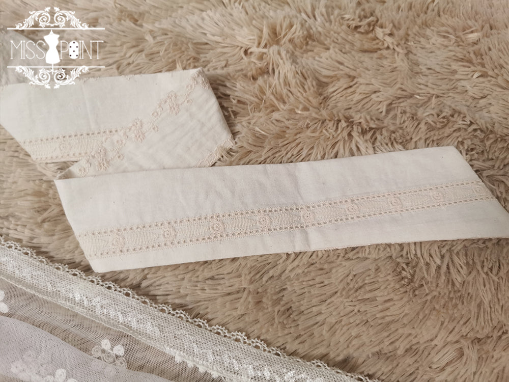 Miss Point - Rich Hymn - Lolita Bavarian Countryside Lace Embroidery Apron