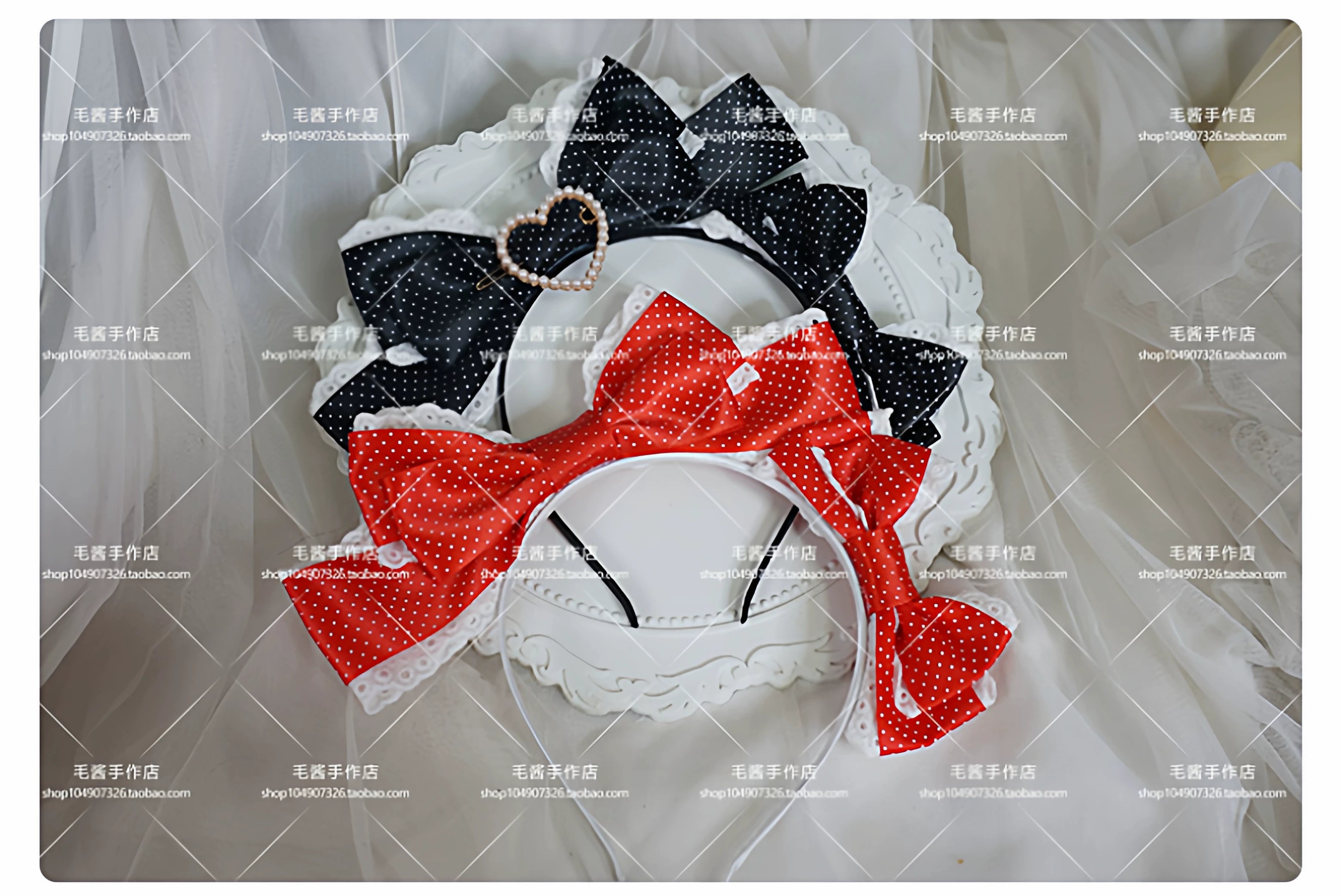 Polka Dot Lolita KC, Heart-shaped Decoration