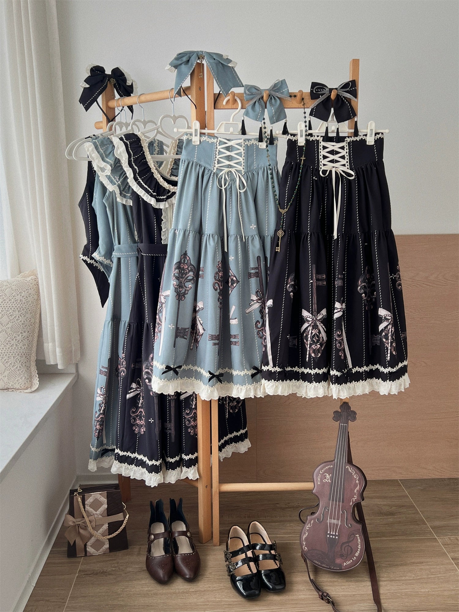 Uncle's Workshop - Secret Key - Classic Lolita Dress Suit, Key Print 43925:790981