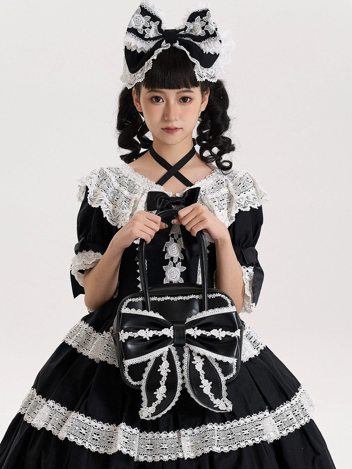 Sheep Puff - Old School Lolita Bag, Ear-Like Bow & Floral Lace