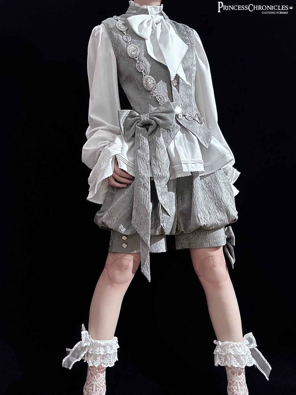 Princess Chronicles - Rabbit Hunting Glacier Gray - Vintage Lolita Grey Coat Kawaii Rabbit Ear Set