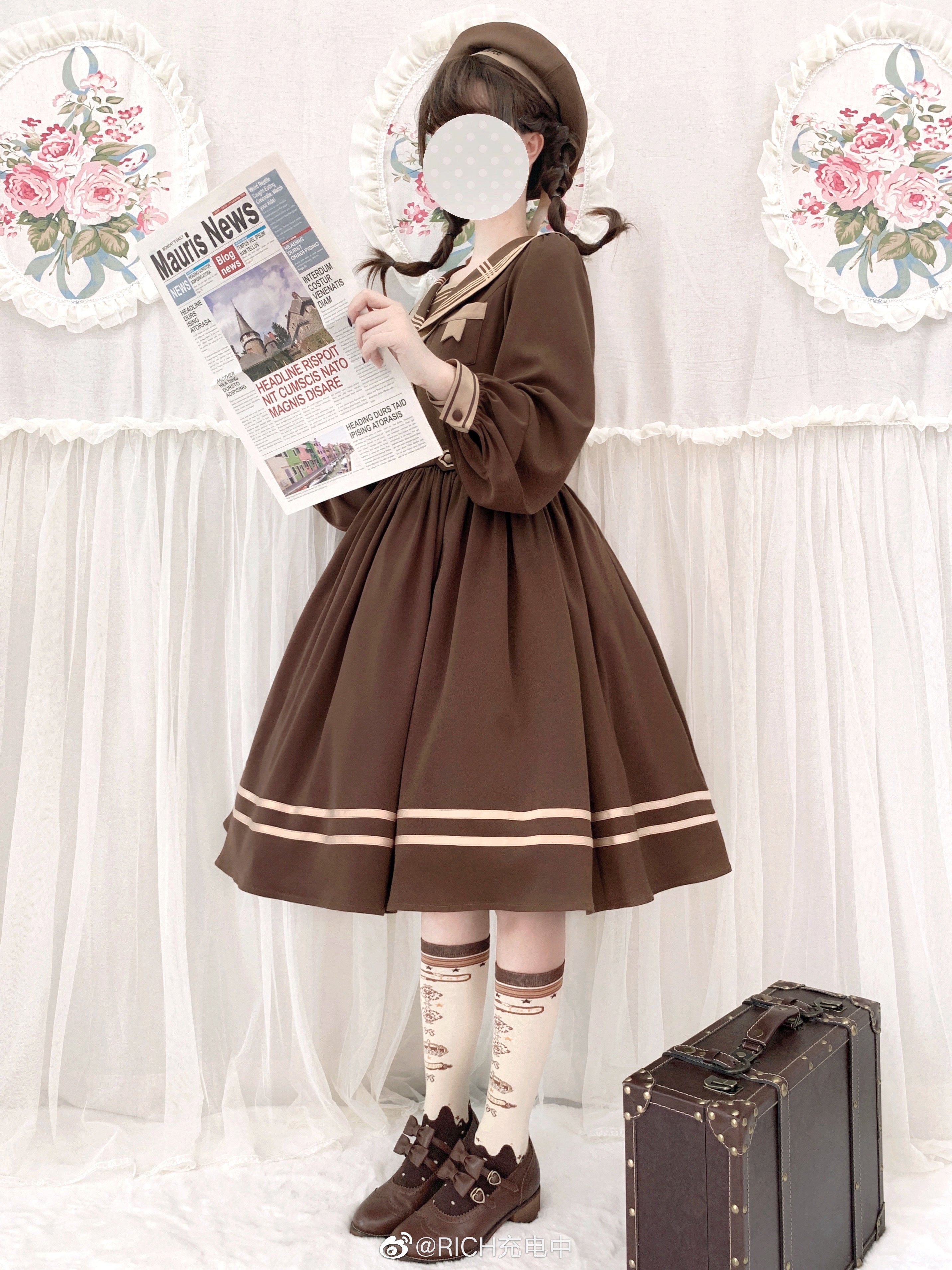 Yukines Box - Retro Lolita Chocolate Color Cotton Socks