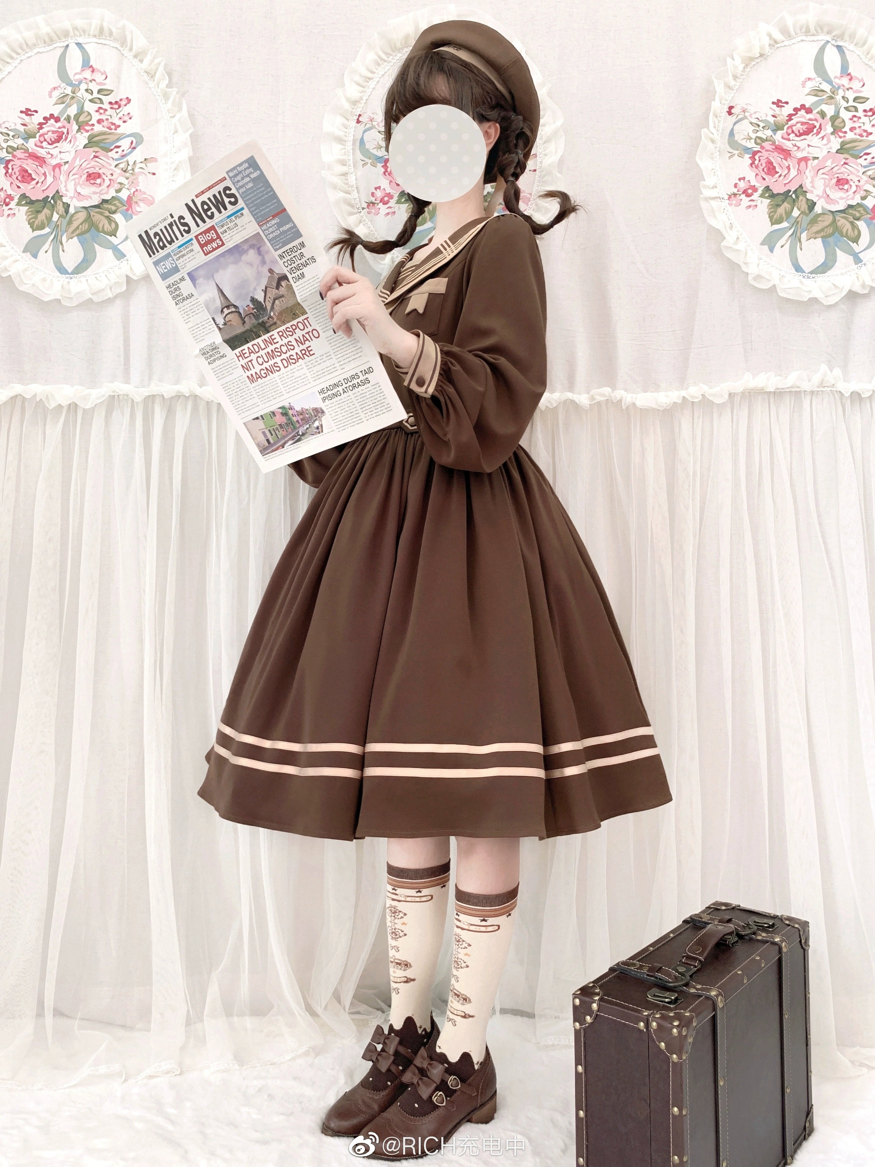Yukines Box - Retro Lolita Chocolate Color Cotton Socks