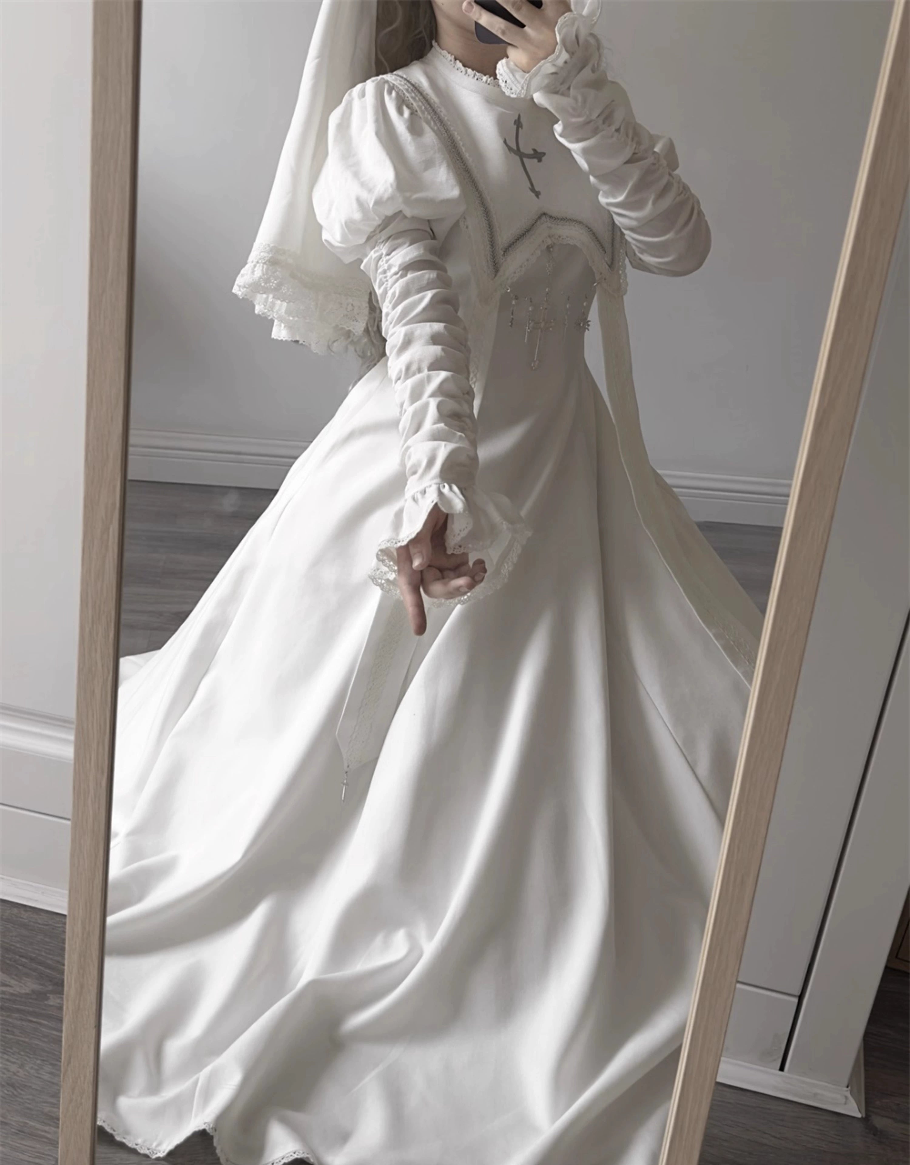 LeMiroir - Moonlit Prayer - Mutton Sleeve Nun Lolita OP Dress, Gathered Sleeve