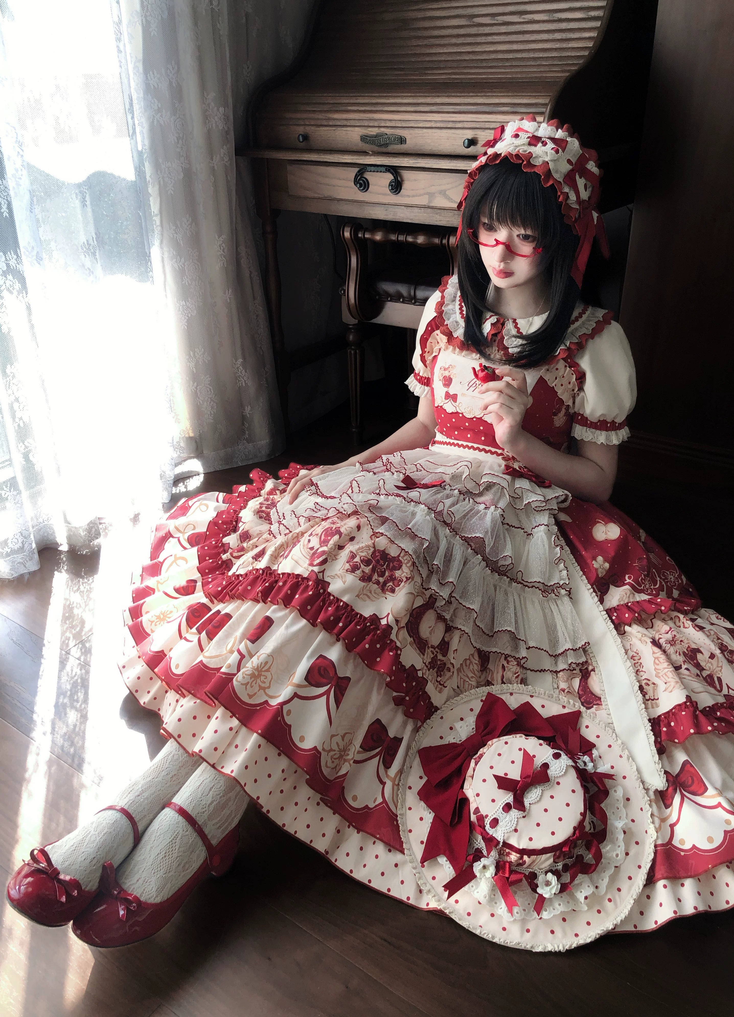 A Red Apple - Sweet Lolita JSK Dress, Tiered Hem Apron