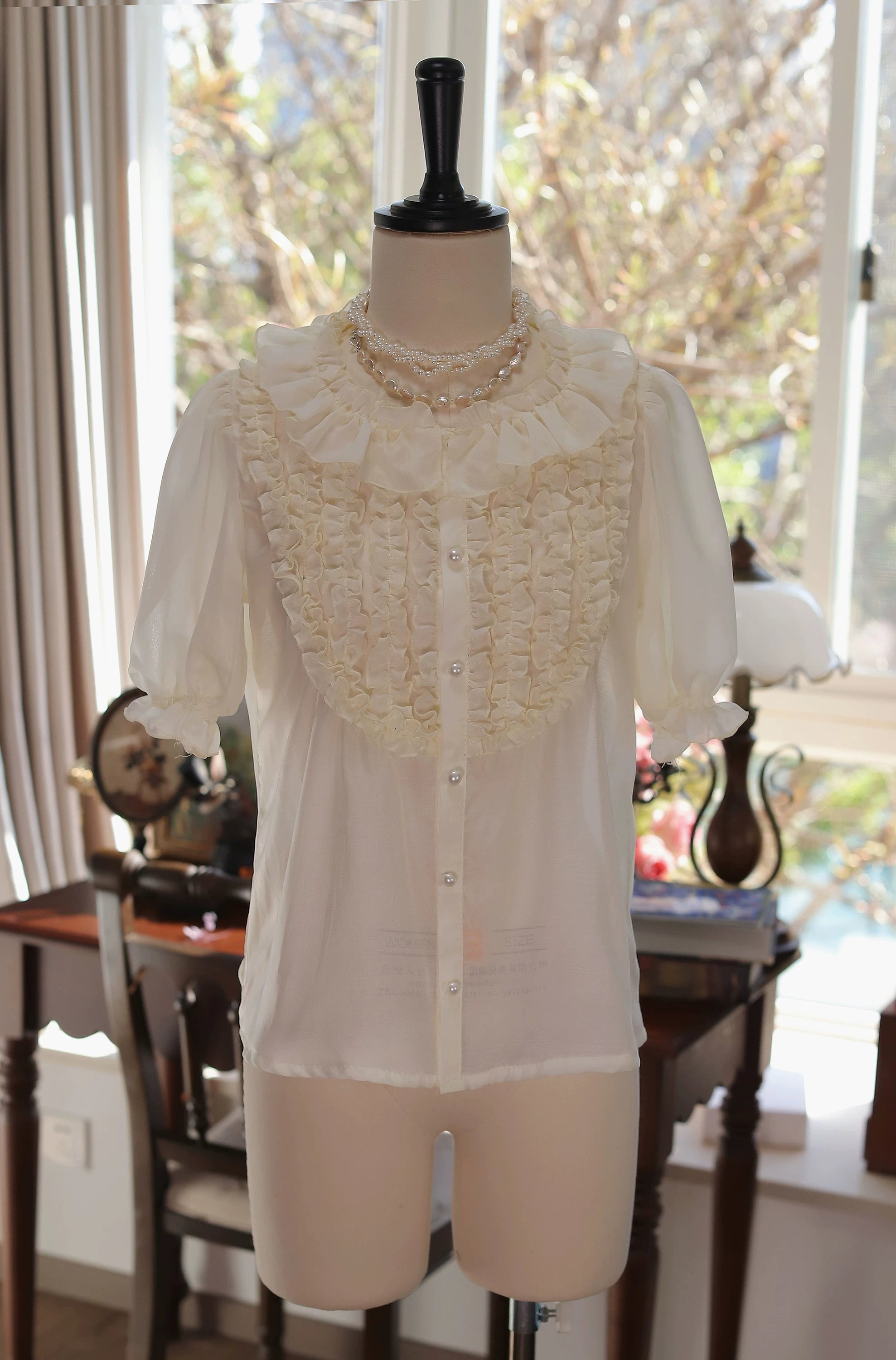 Marguerite Daisy - Classic Lolita Short Sleeve Blouse, Ruffle Collar Ivory Blouse S