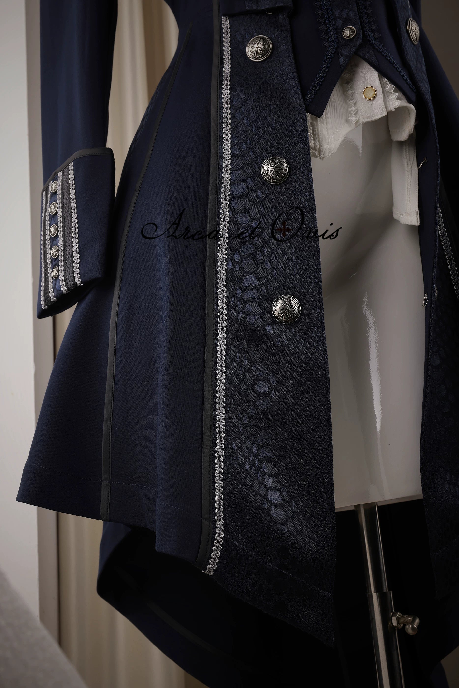 Bat Wing - Embroidery Ouji Lolita Coat, Detachable Front Panels 44433:808149