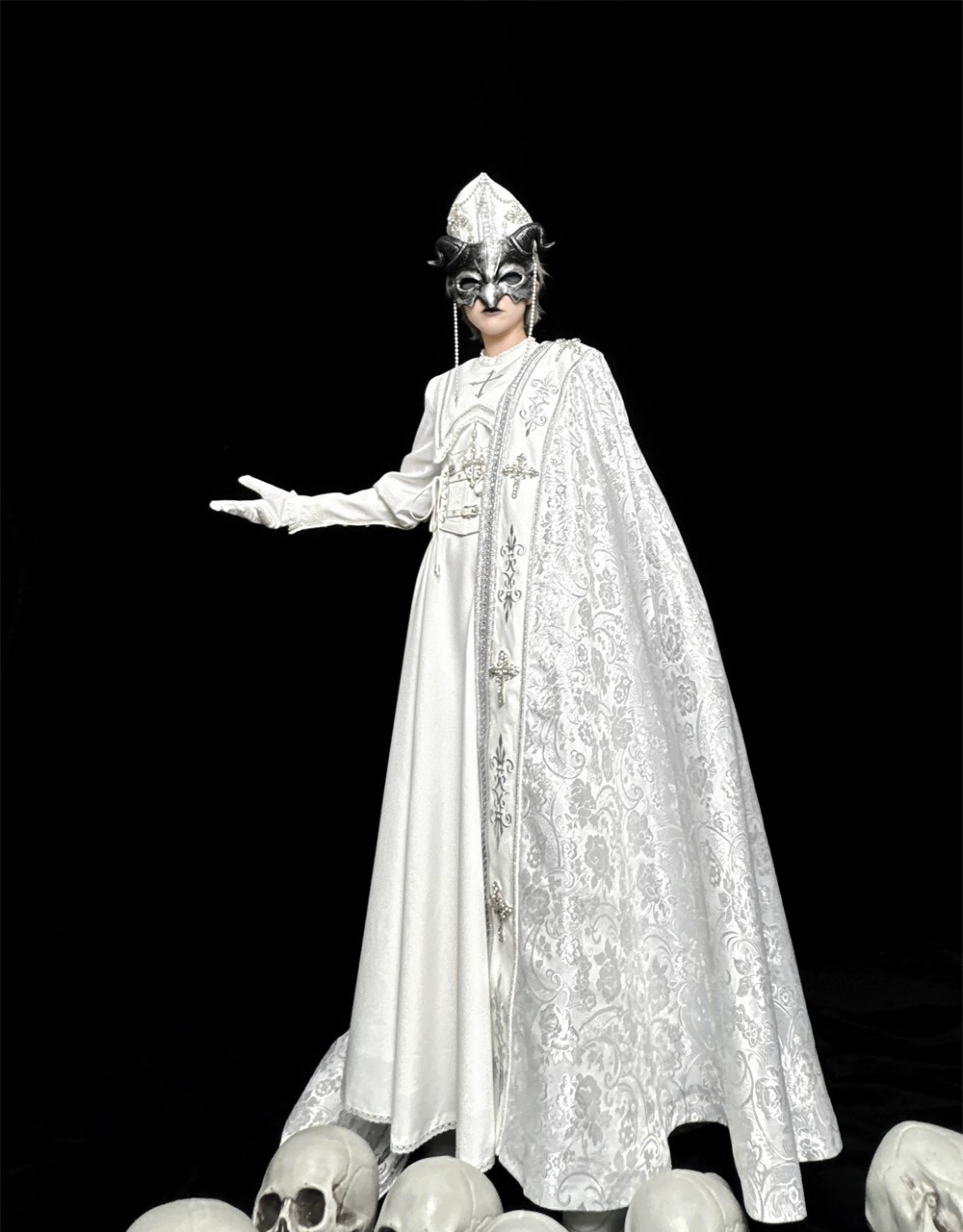LeMiroir - Moonlit Prayer - Long Nun Lolita Bishop Cape, Cross Details