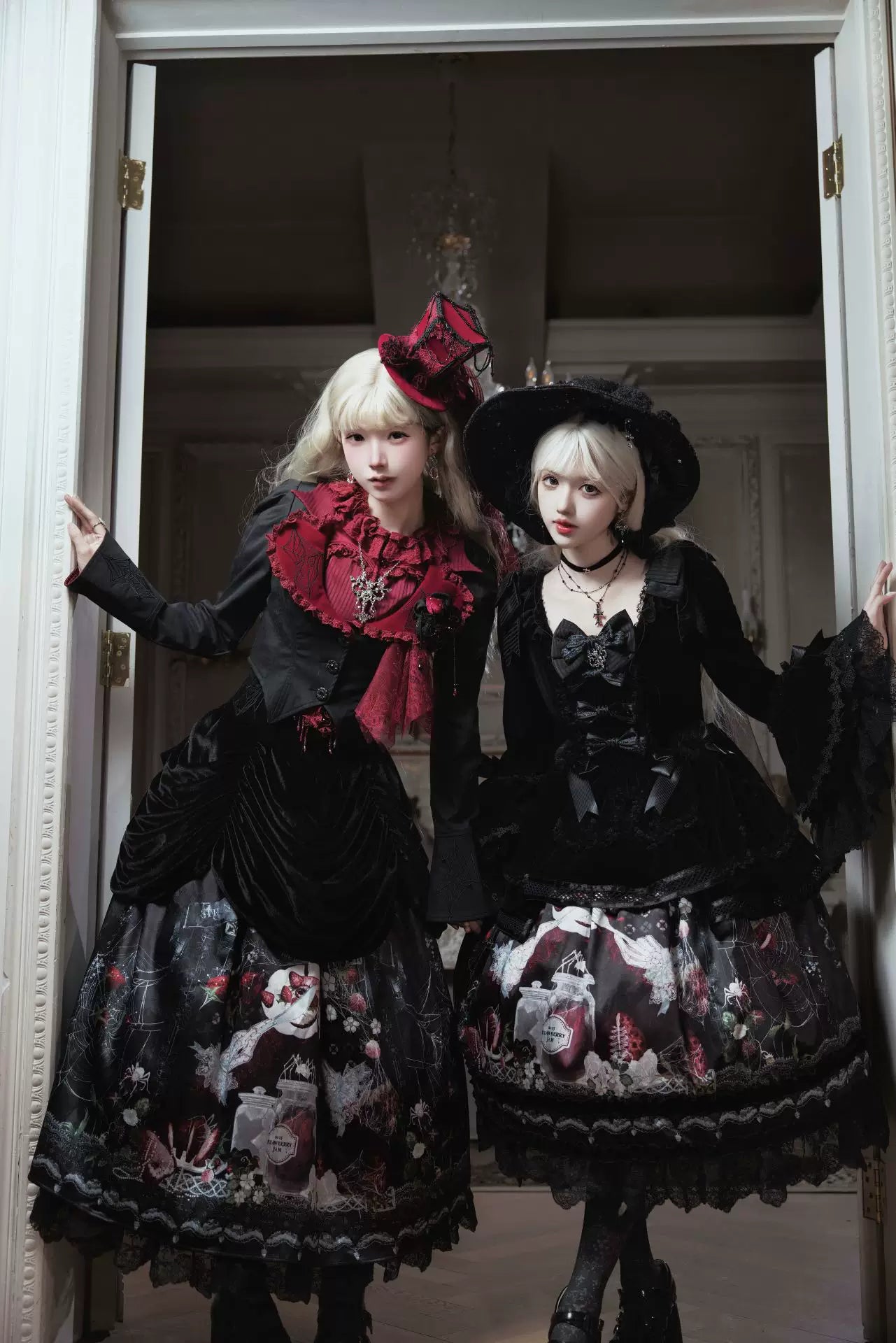 Monster Strawberry Hunt - Gothic Lolita Strawberry Printed Velvet Dress Set 45737:859863