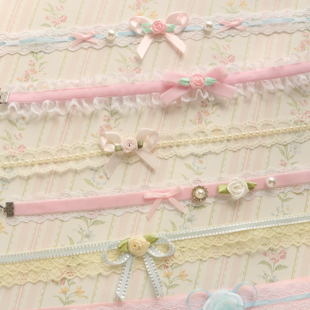 Creamy Bubbles~Sweet Lolita Choker Vintage Lace Rose Handmade Necklace 36896:545580