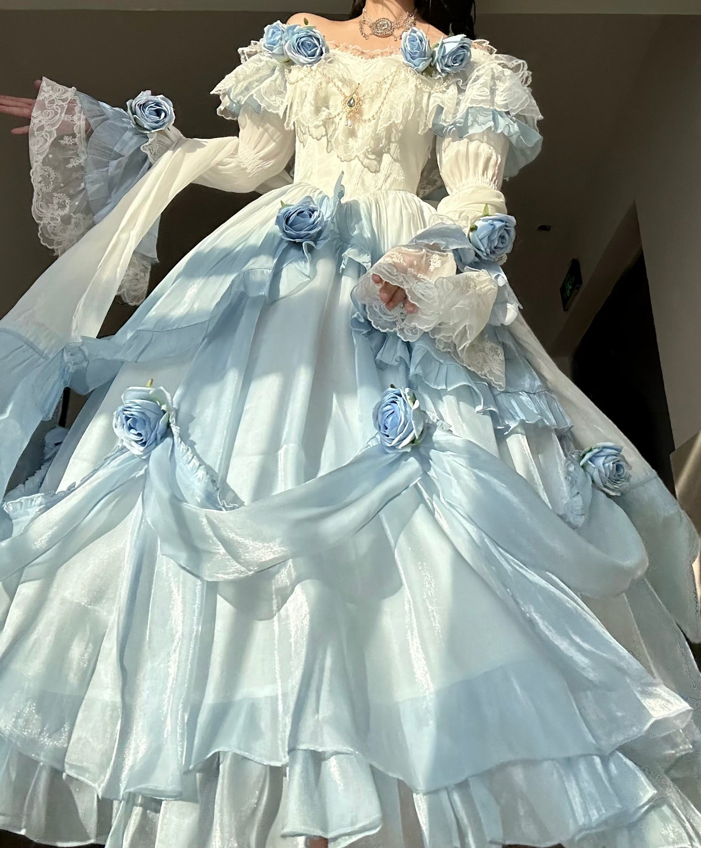 (BFM)Meowguo Sensen~Tana Manor~Elagant Lolita Dress and Accessories Multicolors gradient blue a pair of detachable sleeves 