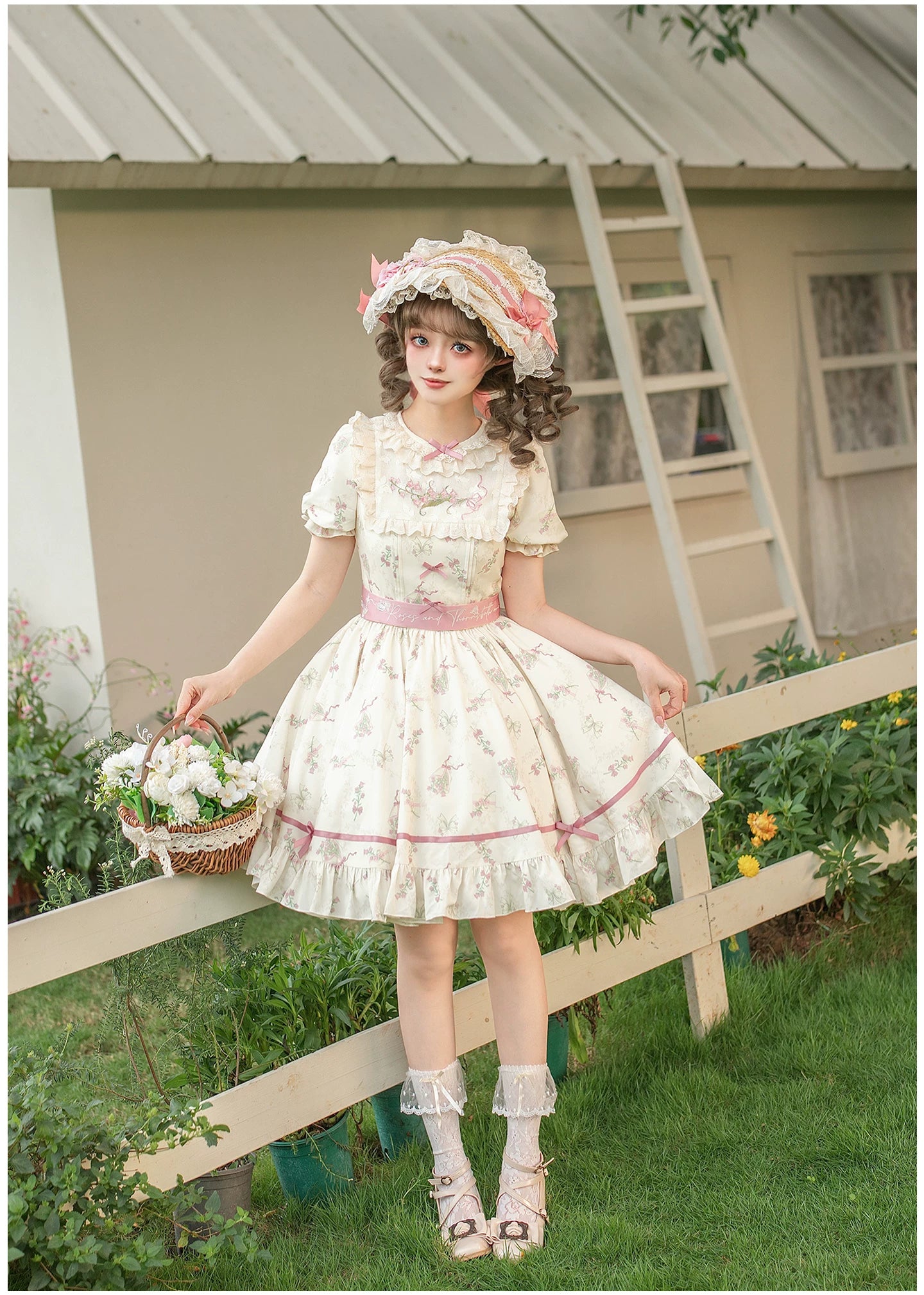 Fragrant Reminiscence - Classic Lolita Embroidered Collar Dress, Bellflower Print