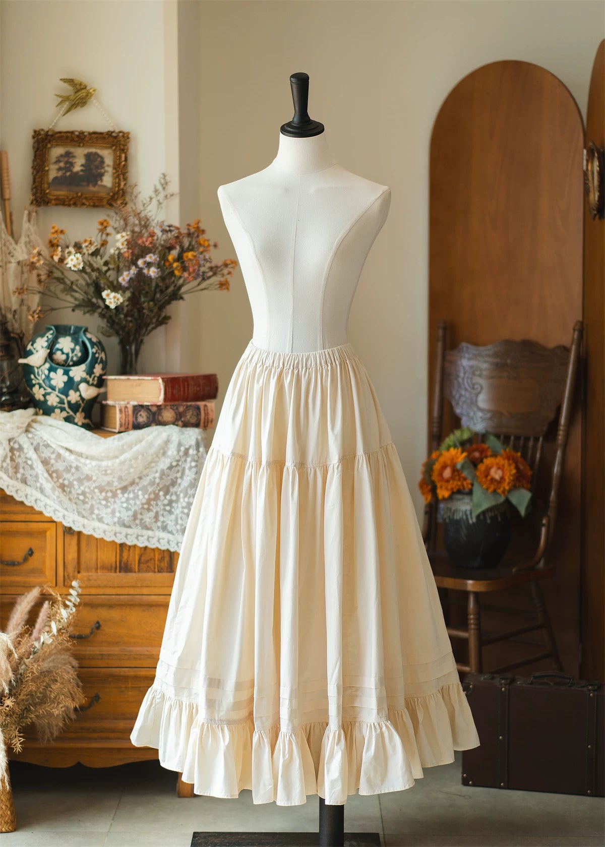 Classic Lolita Cotton Underskirt, Ruffles Hem