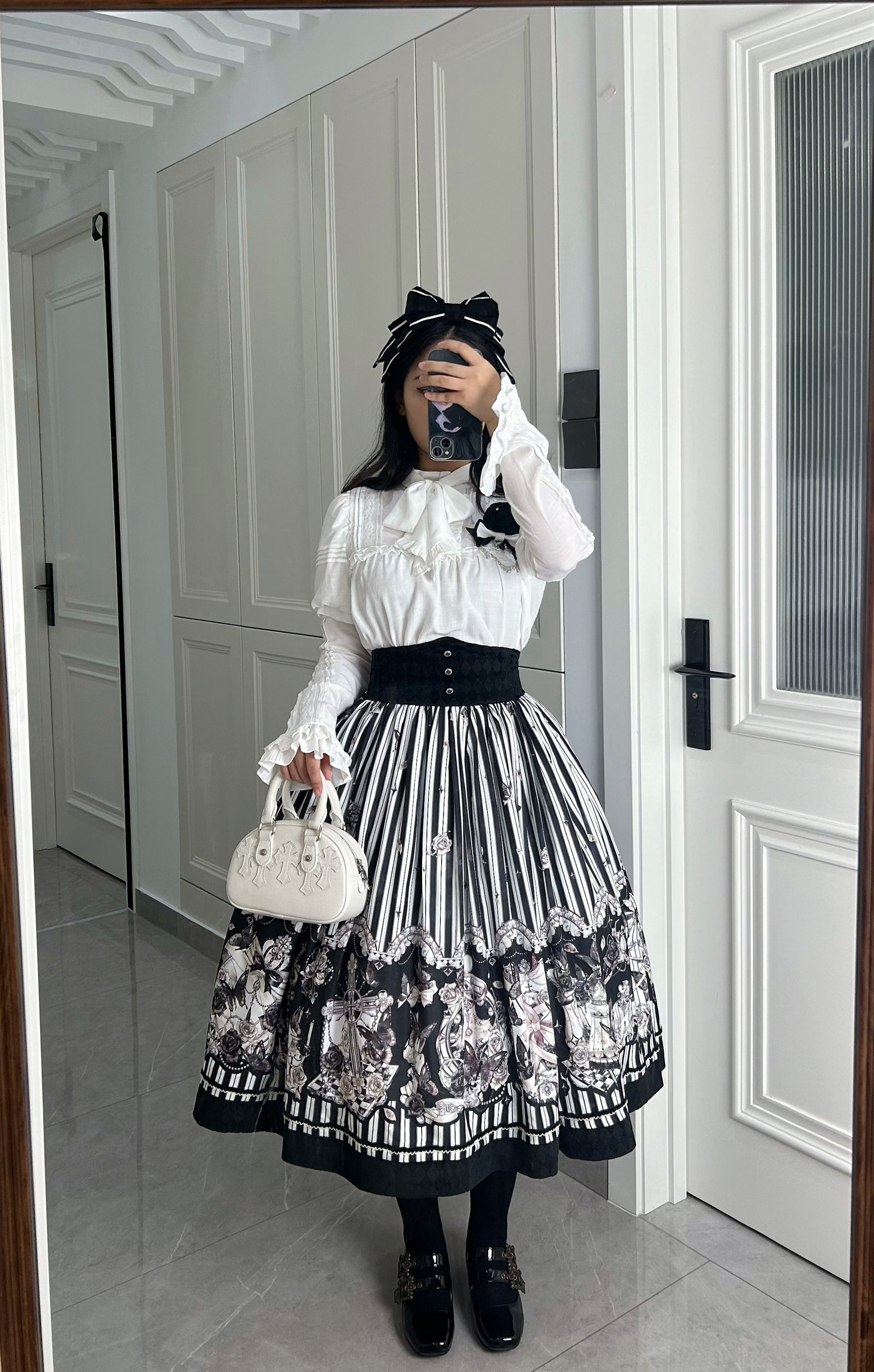 (Buyforme)Little Bear~Gothic Lolita Black and White Striped JSK Set 21350:301532