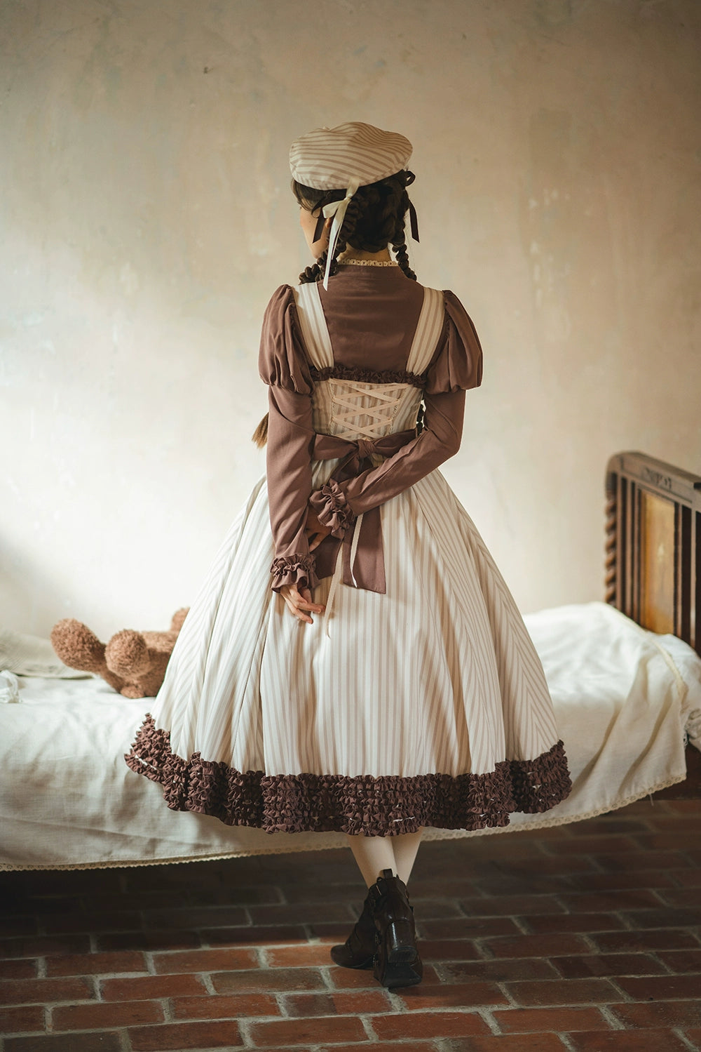 Miss Point - Classical Chocolate - Classic Lolita Blouse Customized Reteo Lolita Shirt