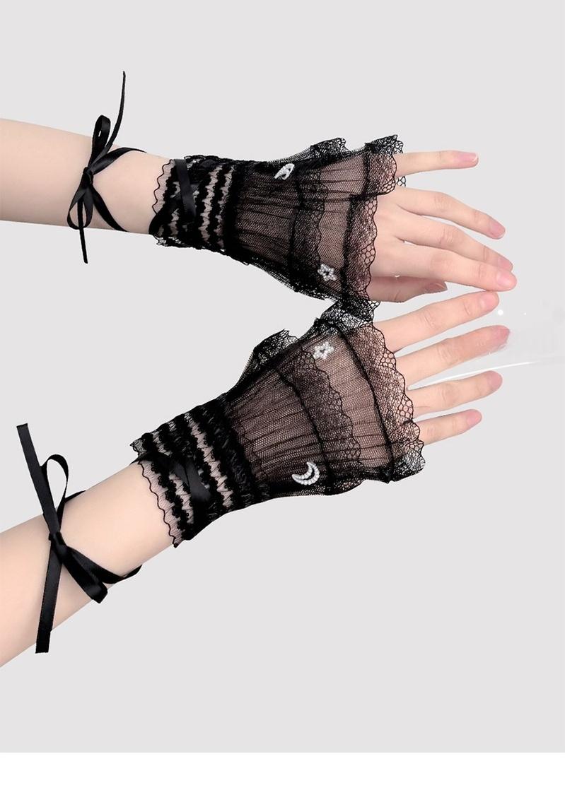 Hua Nai Cat - Star and Moon - Bridal Lolita Cuffs White and Black Ballet Style Lace Cuffs One Size Black