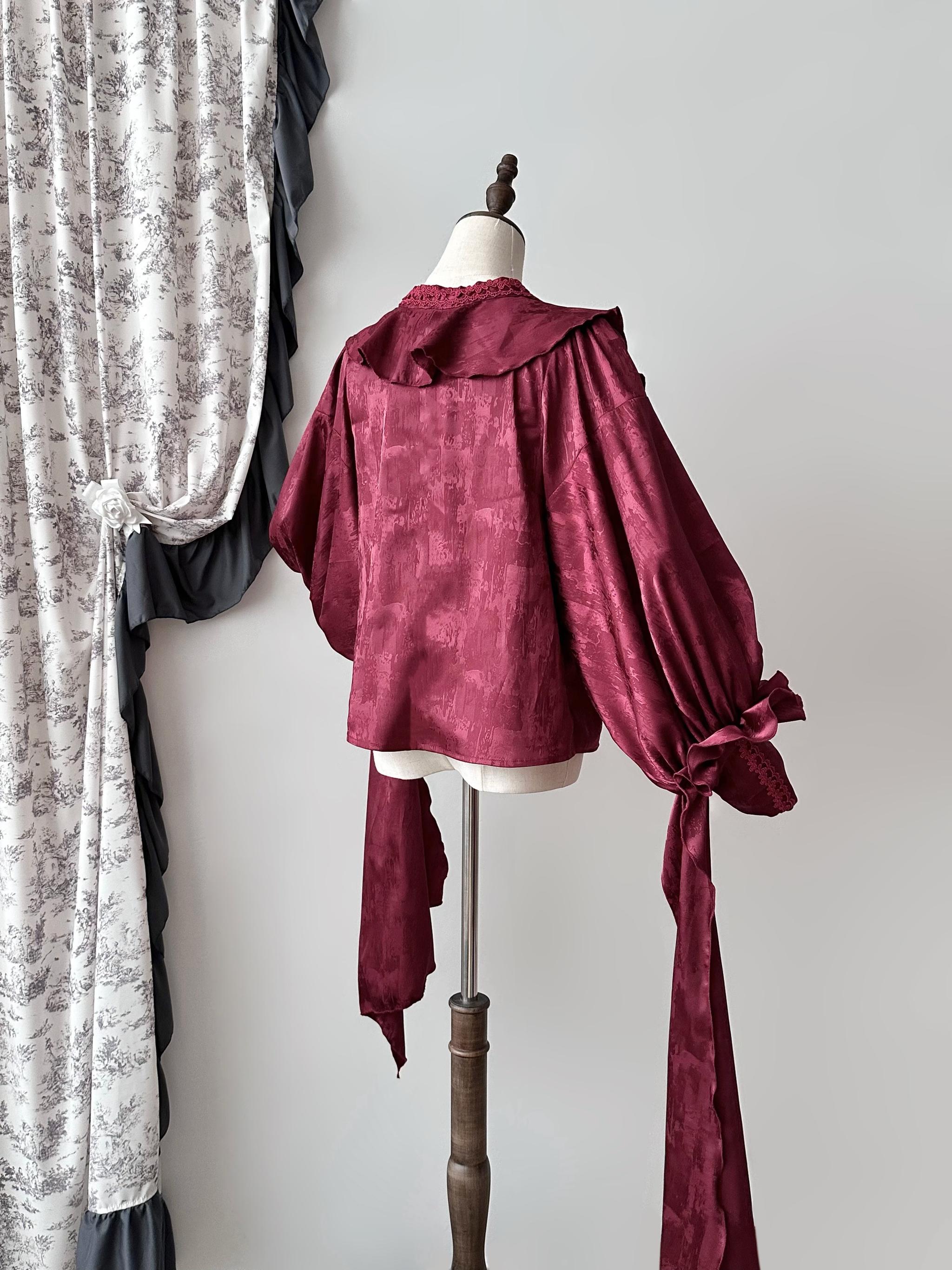 Muppet Mind Ben - Oracle Top - Gothic Lolita Blouse Long Bat Sleeve Shirt